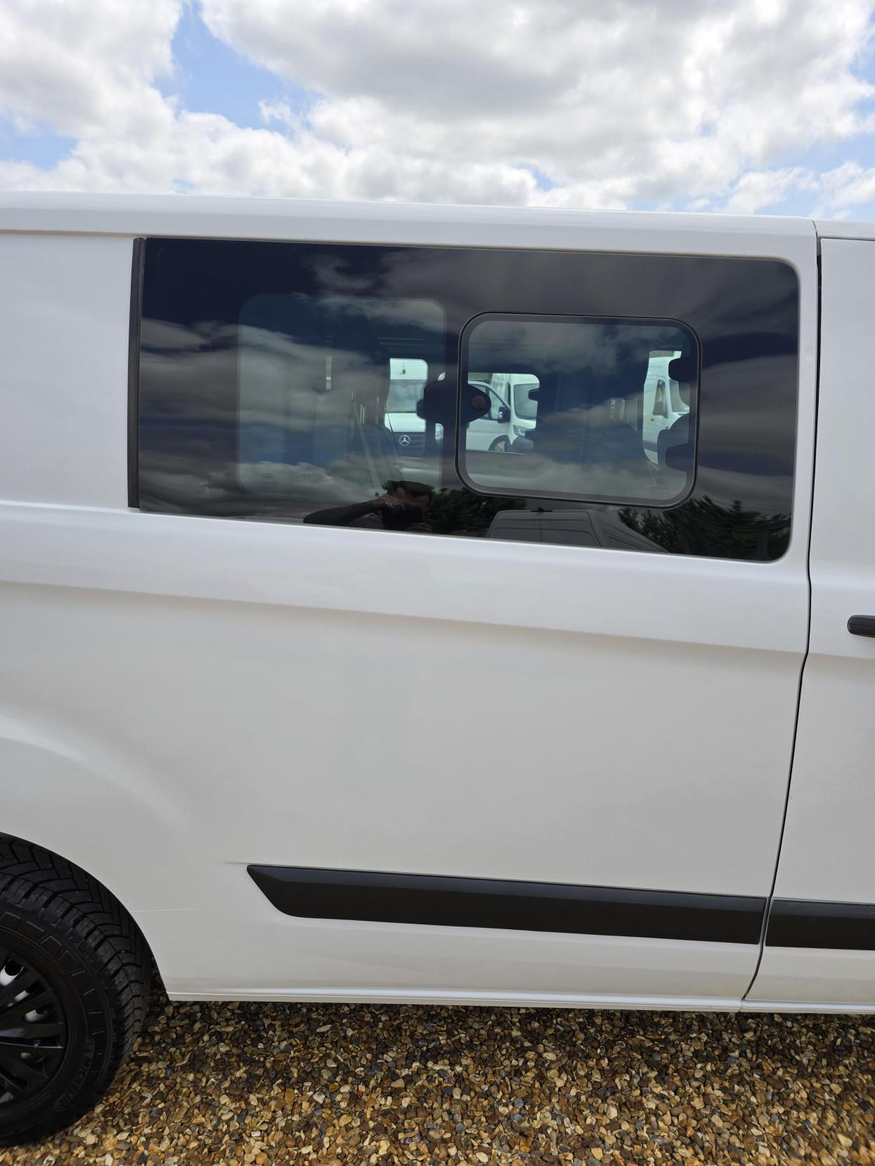 Ford Transit Custom 2.0 280 EcoBlue Crew Van Double Cab 5dr Diesel Manual L1 H1 Euro 6 (5 Seat) (105 ps)
