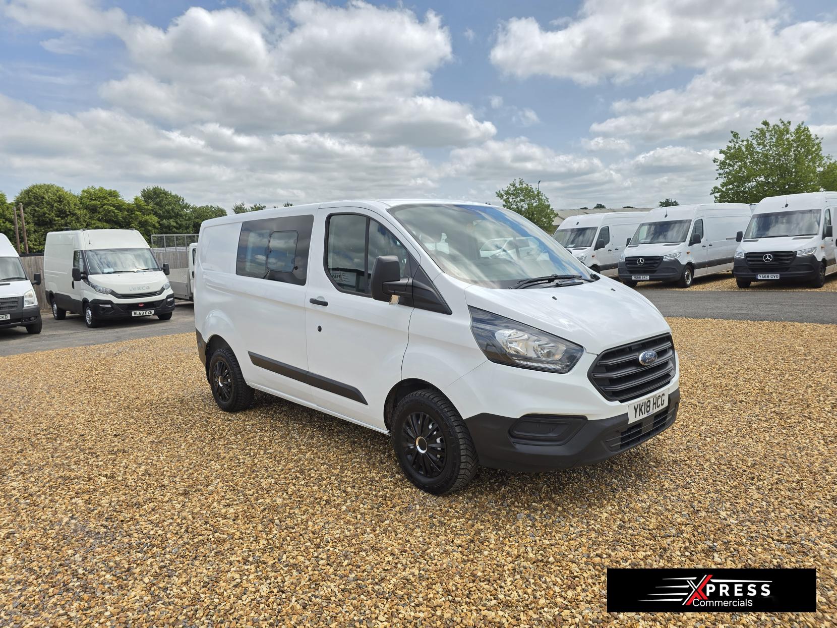 Ford Transit Custom 2.0 280 EcoBlue Crew Van Double Cab 5dr Diesel Manual L1 H1 Euro 6 (5 Seat) (105 ps)