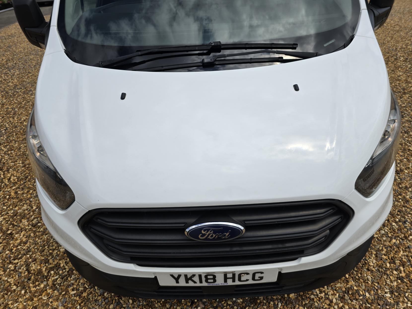 Ford Transit Custom 2.0 280 EcoBlue Crew Van Double Cab 5dr Diesel Manual L1 H1 Euro 6 (5 Seat) (105 ps)