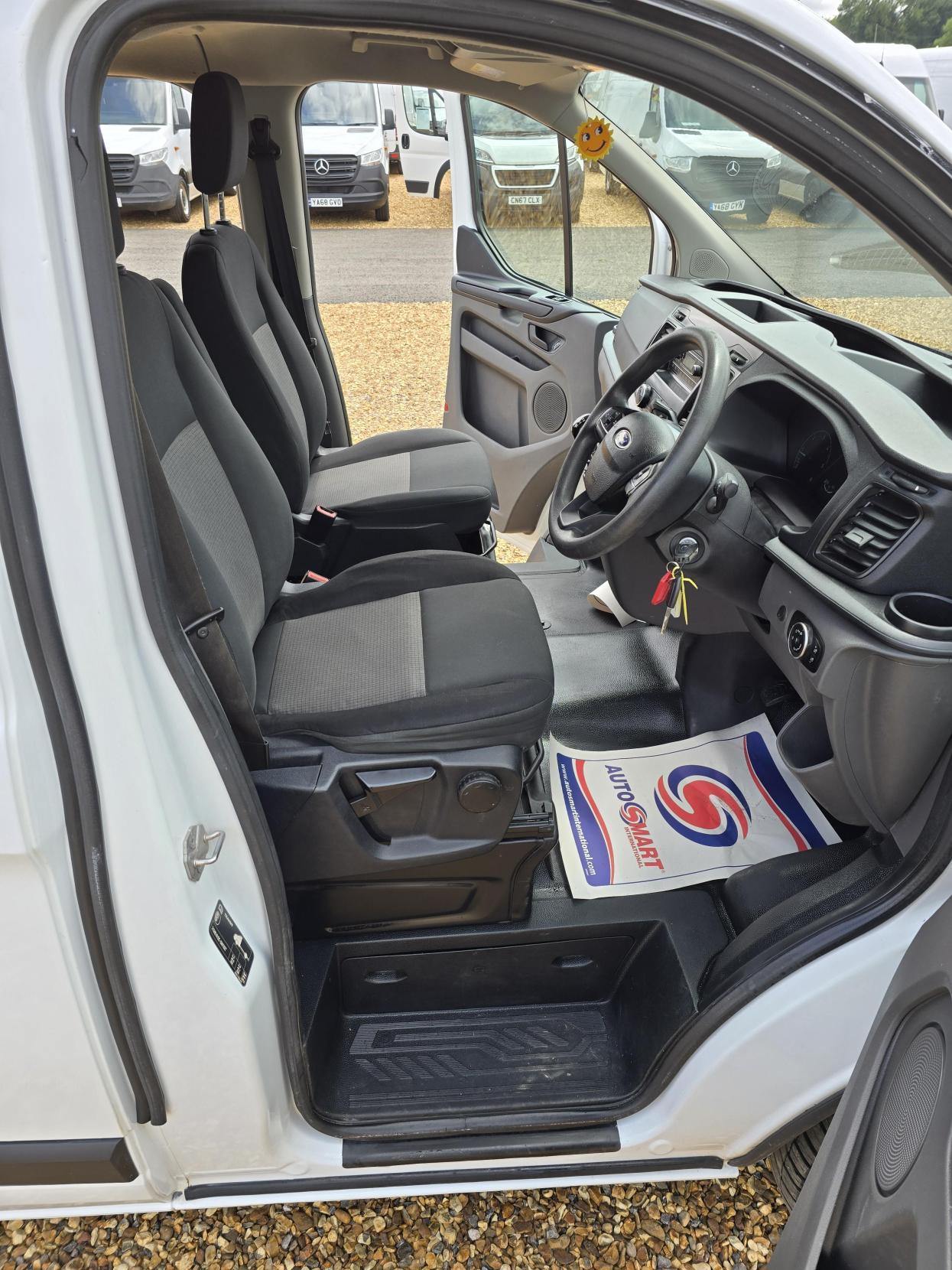 Ford Transit Custom 2.0 280 EcoBlue Crew Van Double Cab 5dr Diesel Manual L1 H1 Euro 6 (5 Seat) (105 ps)