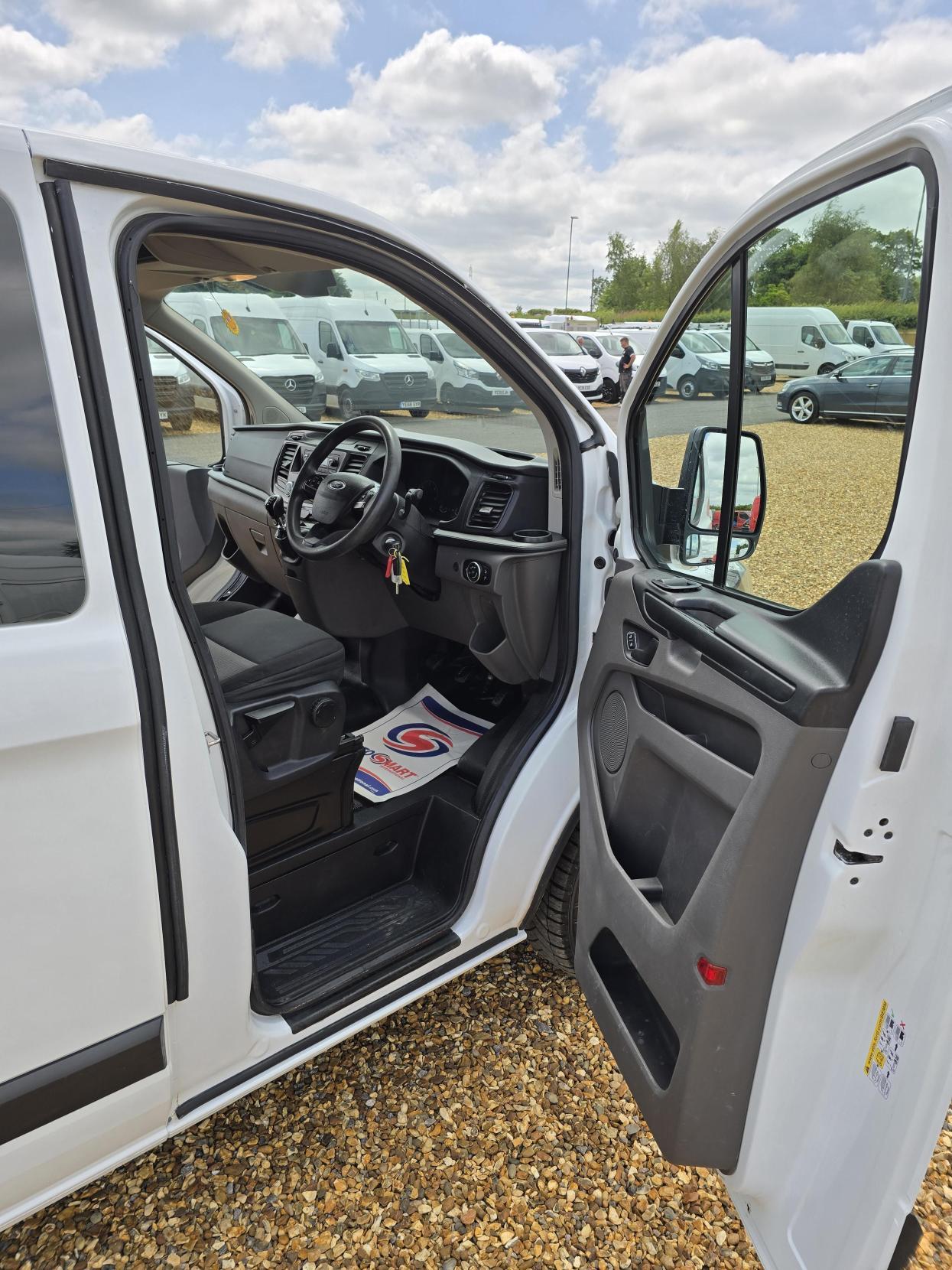 Ford Transit Custom 2.0 280 EcoBlue Crew Van Double Cab 5dr Diesel Manual L1 H1 Euro 6 (5 Seat) (105 ps)
