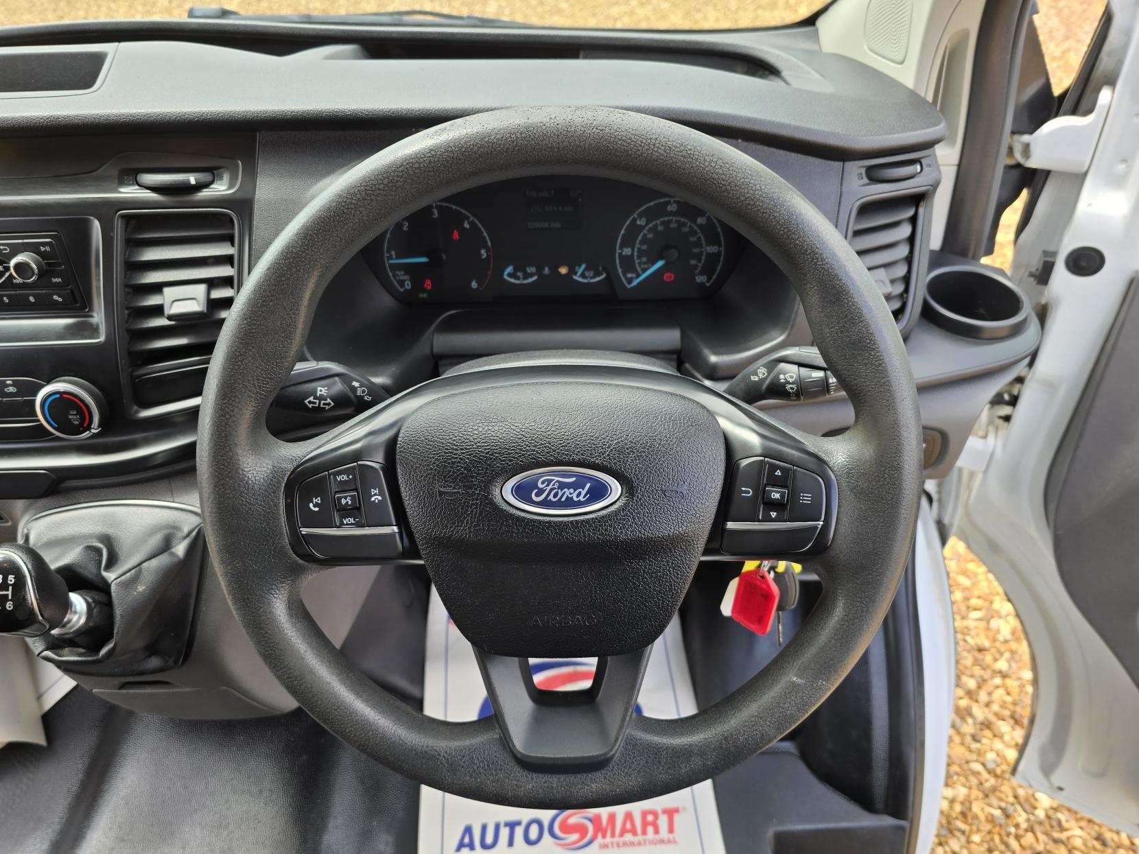 Ford Transit Custom 2.0 280 EcoBlue Crew Van Double Cab 5dr Diesel Manual L1 H1 Euro 6 (5 Seat) (105 ps)