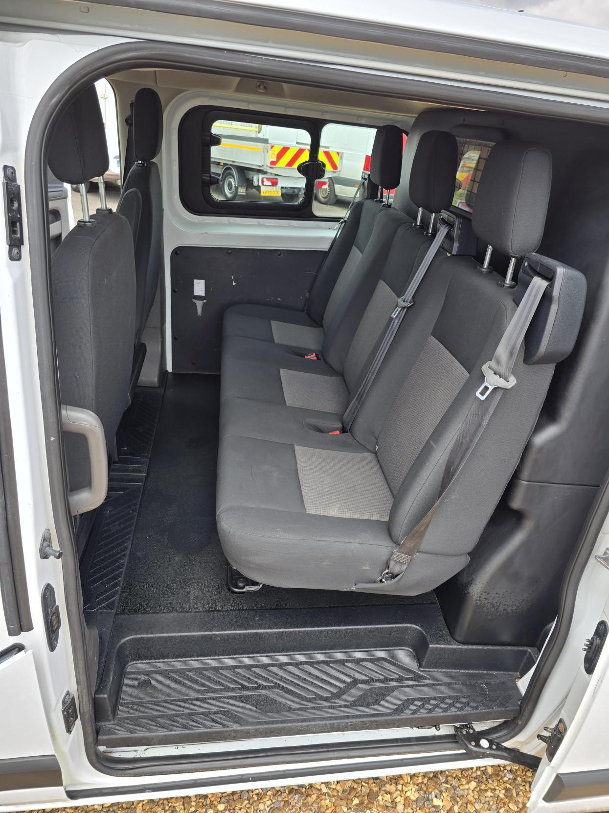 Ford Transit Custom 2.0 280 EcoBlue Crew Van Double Cab 5dr Diesel Manual L1 H1 Euro 6 (5 Seat) (105 ps)