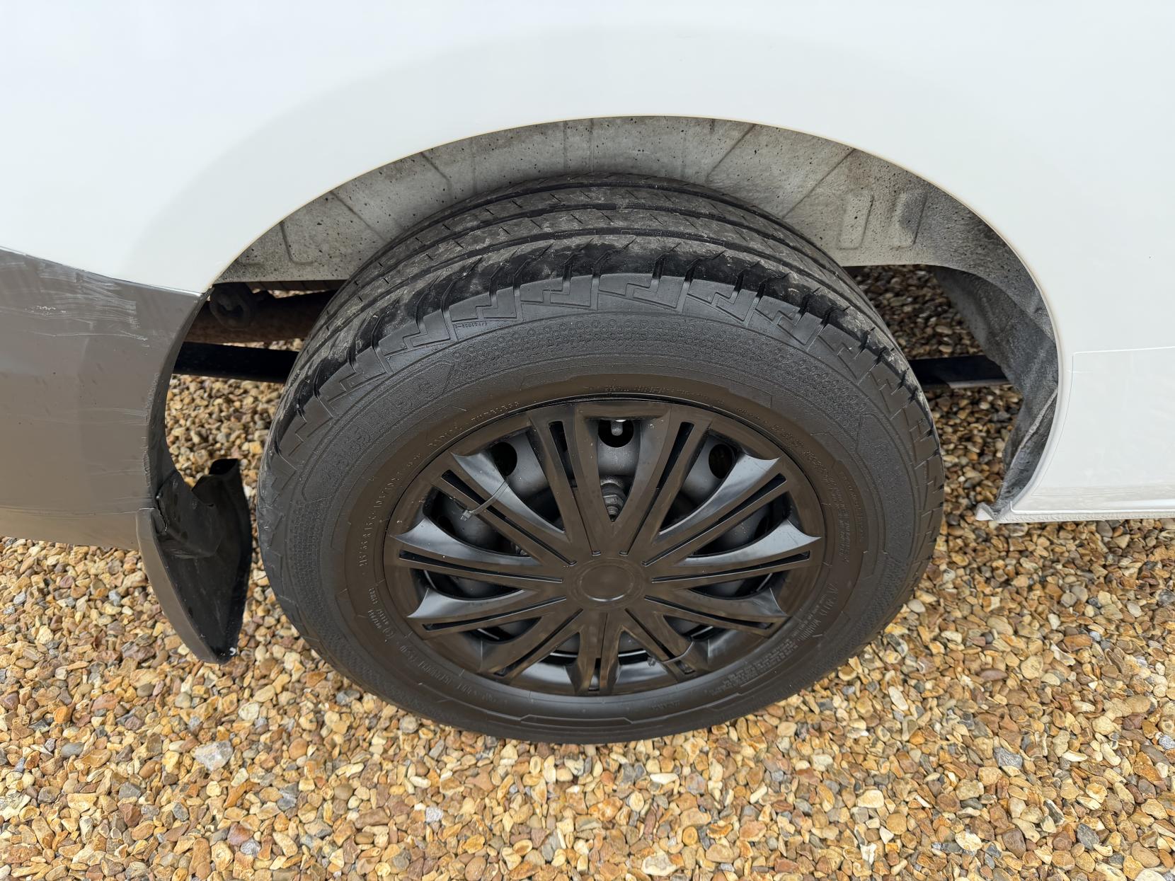 Ford Transit Custom 2.2 TDCi 290 Panel Van 5dr Diesel Manual L1 H1 (186 g/km, 98 bhp)