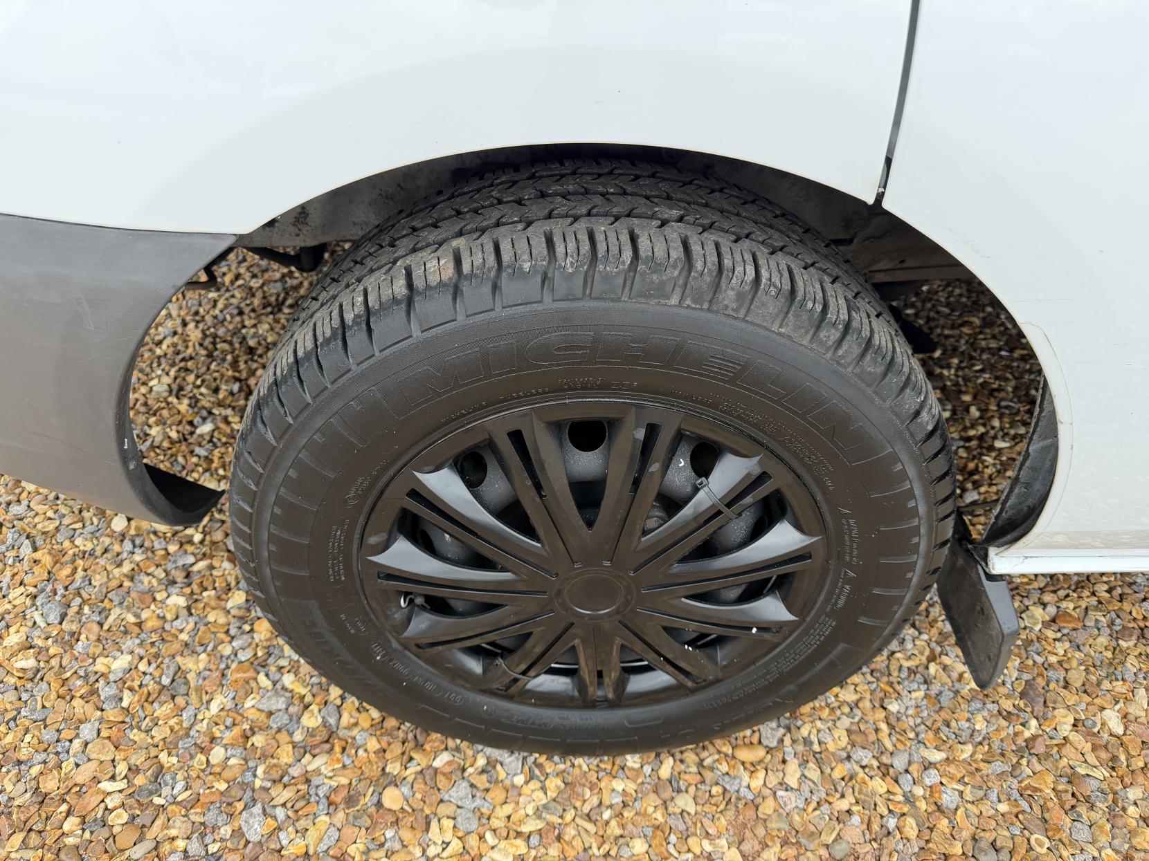 Ford Transit Custom 2.2 TDCi 290 Panel Van 5dr Diesel Manual L1 H1 (186 g/km, 98 bhp)