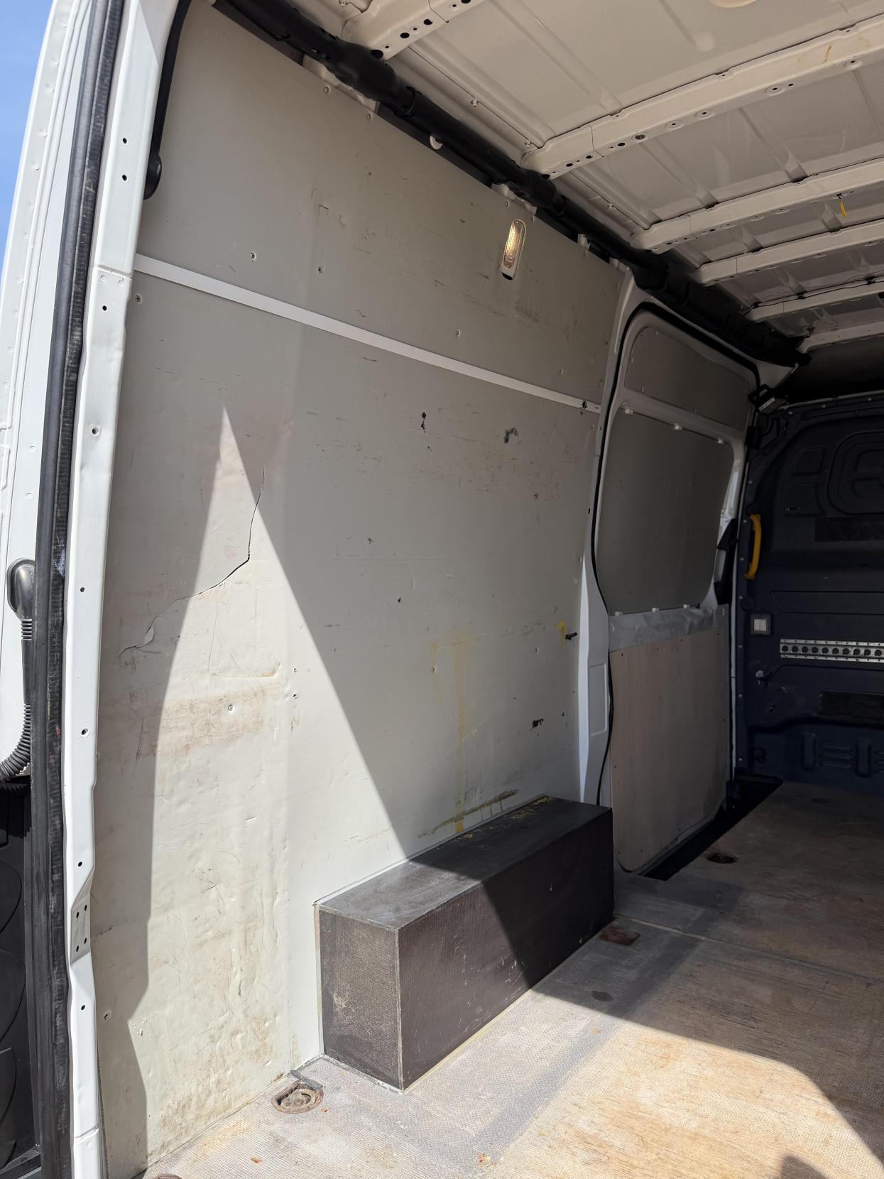 2019 Mercedes-Benz Sprinter 2.1 316 CDI Panel Van 5dr Diesel Manual RWD L2 H2 Euro 6 (163 ps) - Thumbnail 42