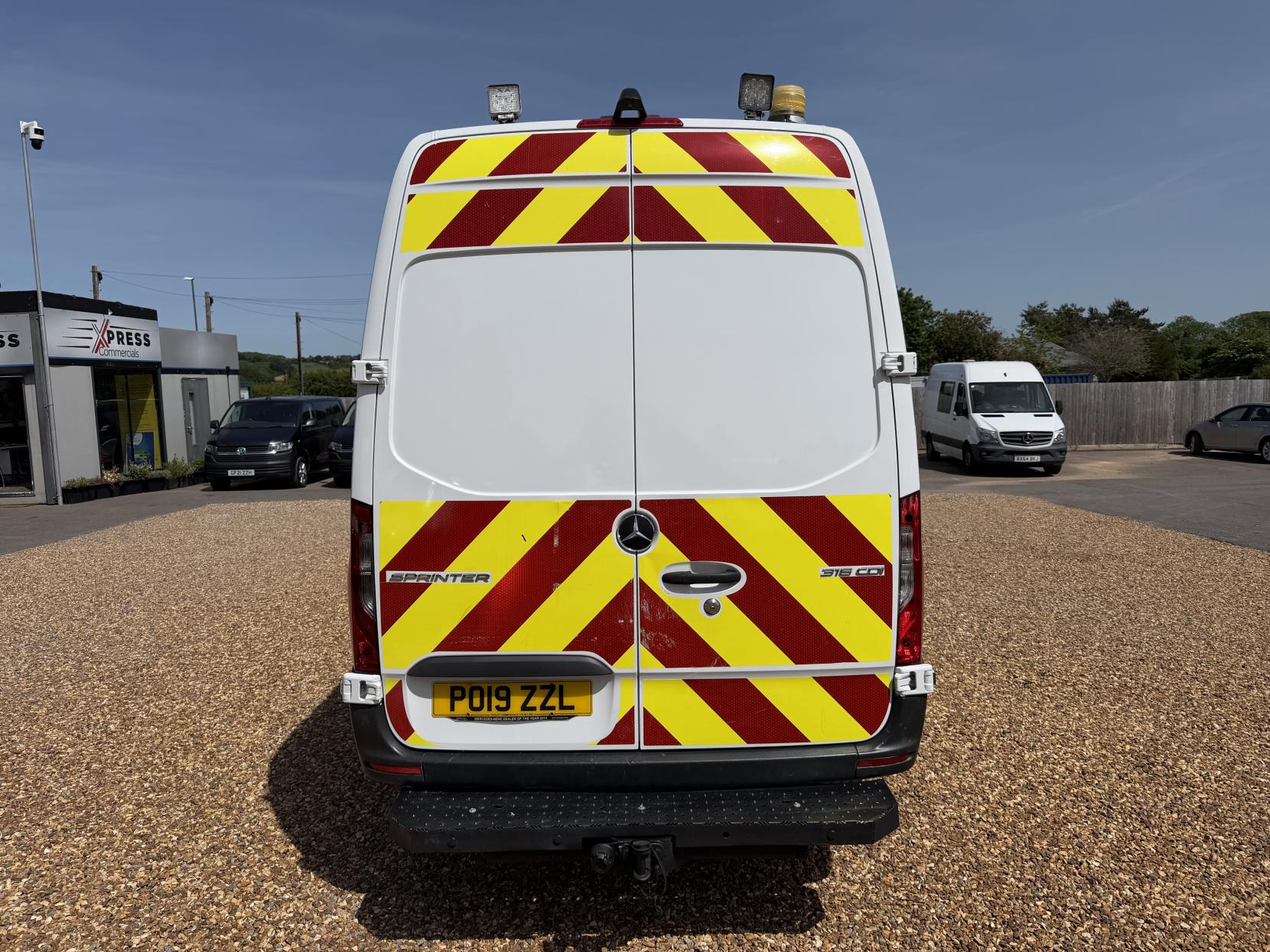 2019 Mercedes-Benz Sprinter 2.1 316 CDI Panel Van 5dr Diesel Manual RWD L2 H2 Euro 6 (163 ps) - Thumbnail 10