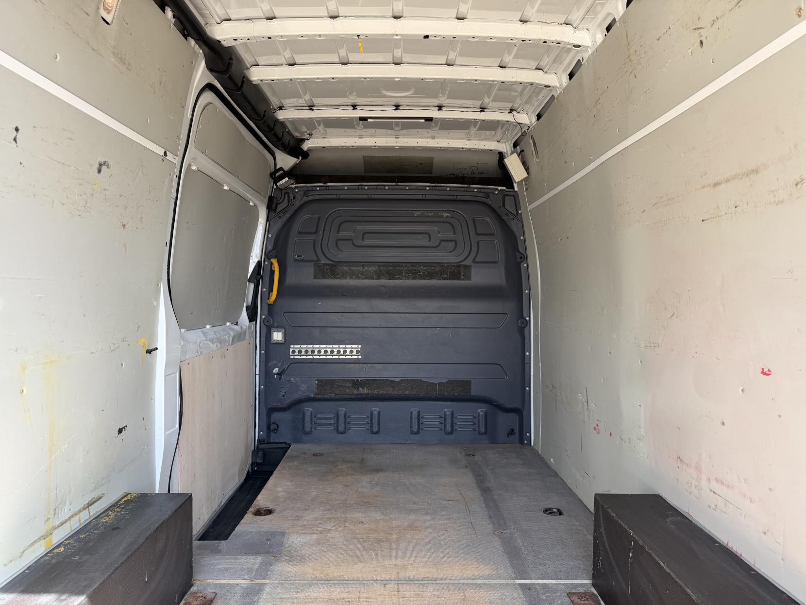 2019 Mercedes-Benz Sprinter 2.1 316 CDI Panel Van 5dr Diesel Manual RWD L2 H2 Euro 6 (163 ps) - Thumbnail 39