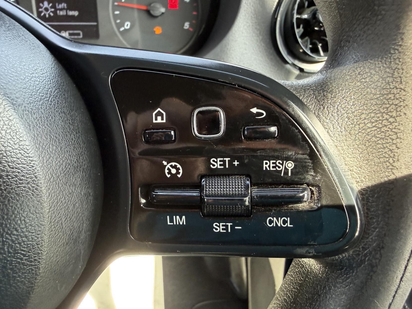 2019 Mercedes-Benz Sprinter 2.1 316 CDI Panel Van 5dr Diesel Manual RWD L2 H2 Euro 6 (163 ps) - Thumbnail 24