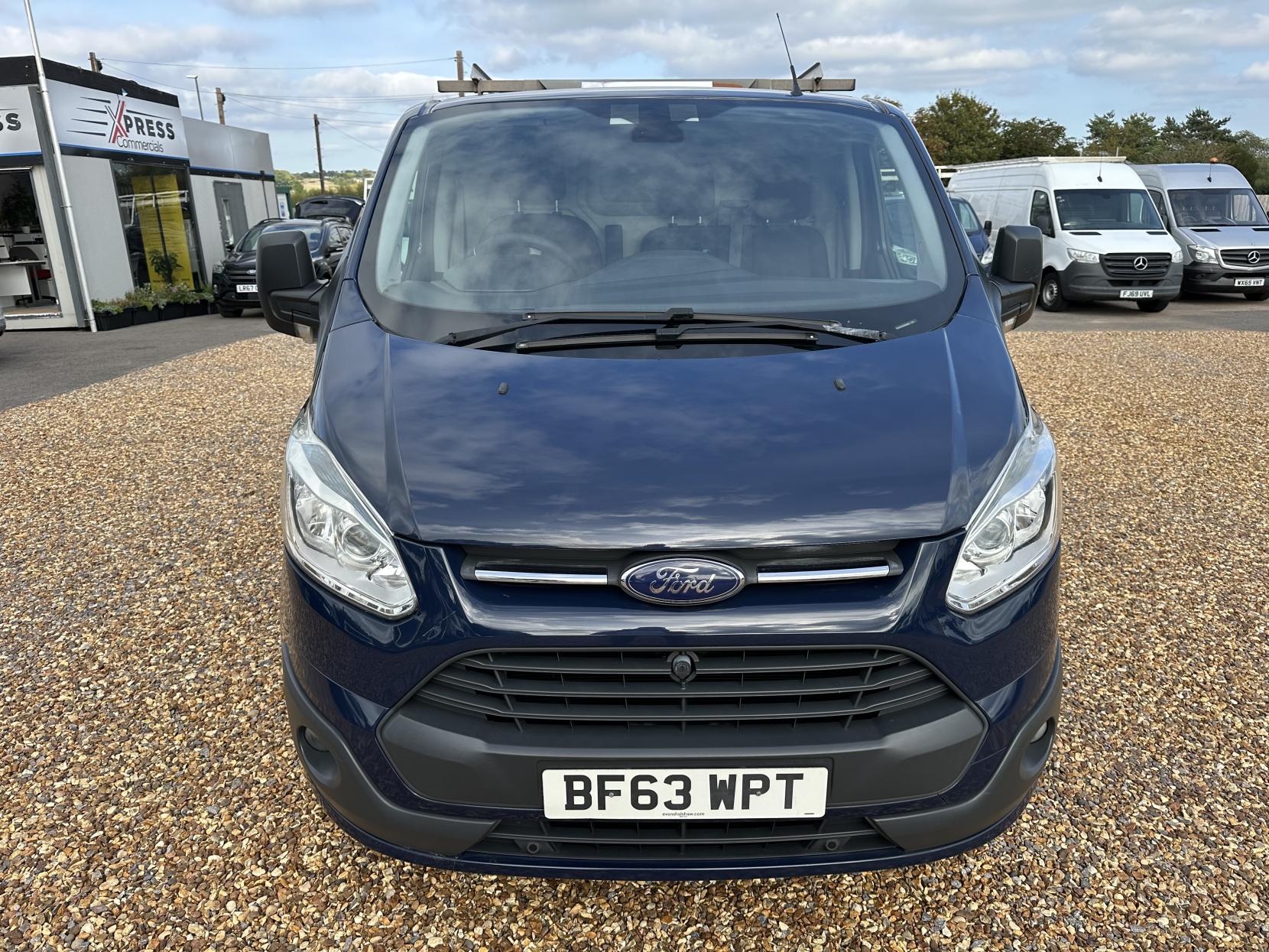 Ford Transit Custom 2.2 TDCi 330 Trend Panel Van 5dr Diesel Manual L2 H1 (197 g/km, 123 bhp)