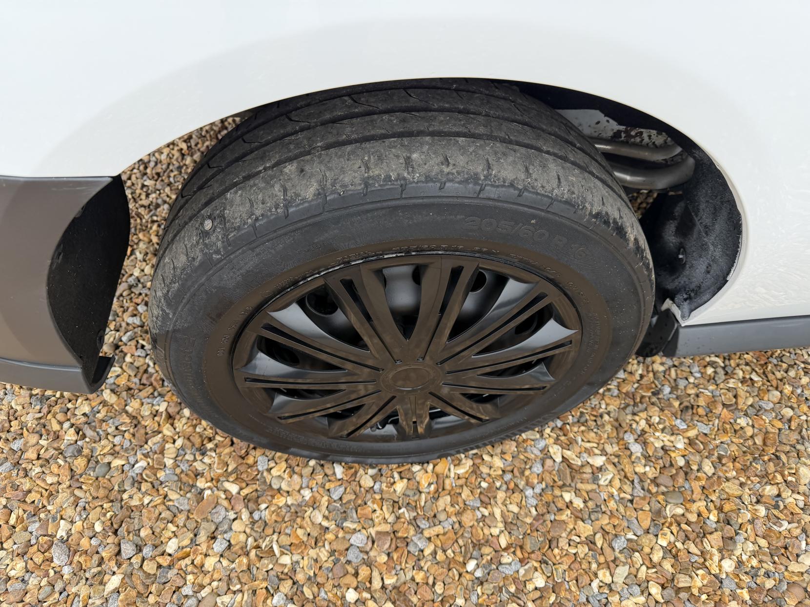 Ford Transit Connect 1.5 TDCi 220 Panel Van 5dr Diesel Manual L1 H1 (124 g/km, 99 bhp)