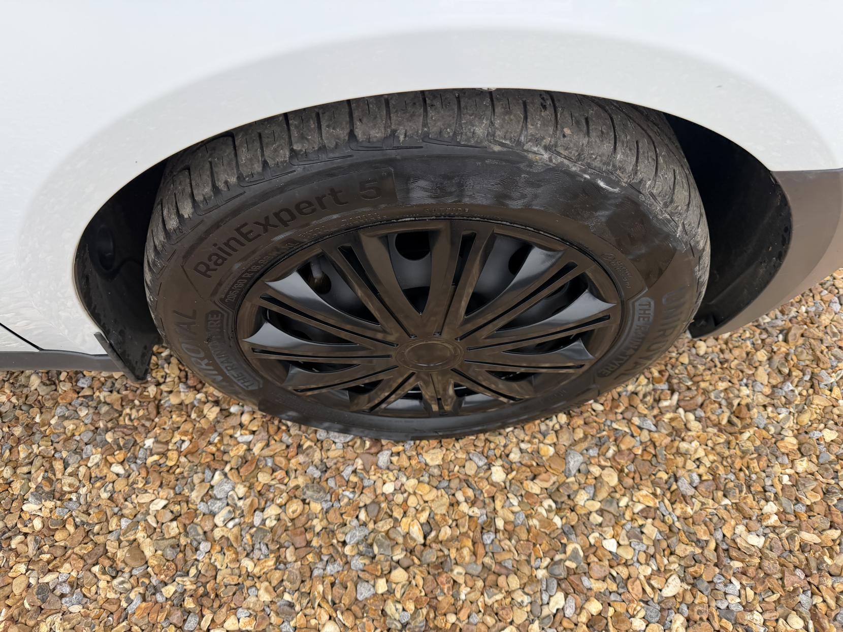 Ford Transit Connect 1.5 TDCi 220 Panel Van 5dr Diesel Manual L1 H1 (124 g/km, 99 bhp)