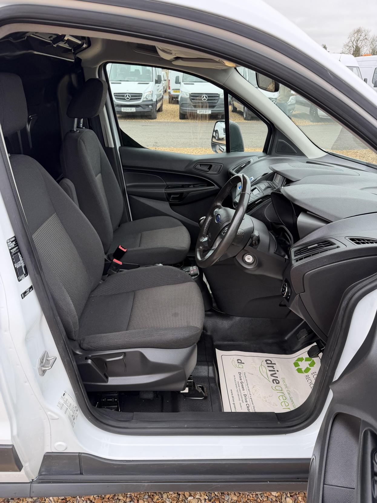 Ford Transit Connect 1.5 TDCi 220 Panel Van 5dr Diesel Manual L1 H1 (124 g/km, 99 bhp)