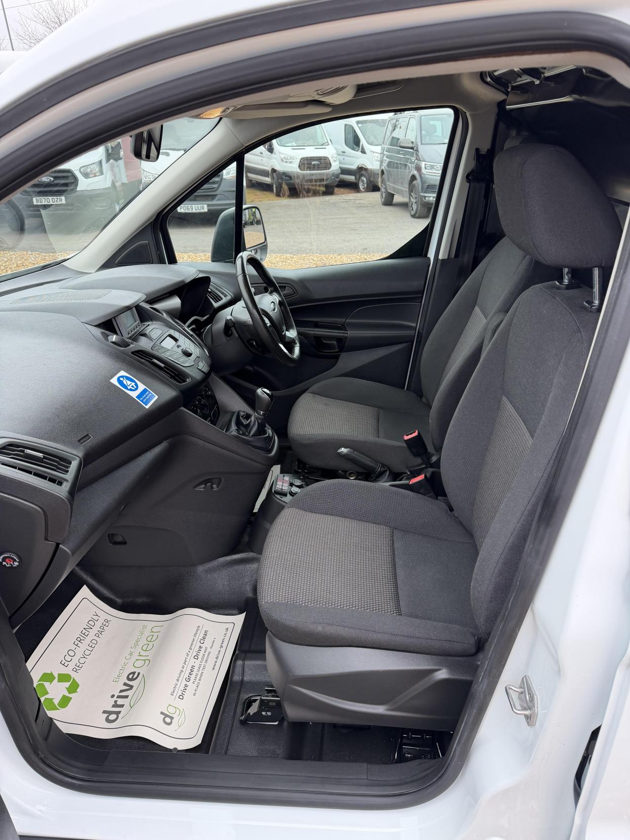 Ford Transit Connect 1.5 TDCi 220 Panel Van 5dr Diesel Manual L1 H1 (124 g/km, 99 bhp)