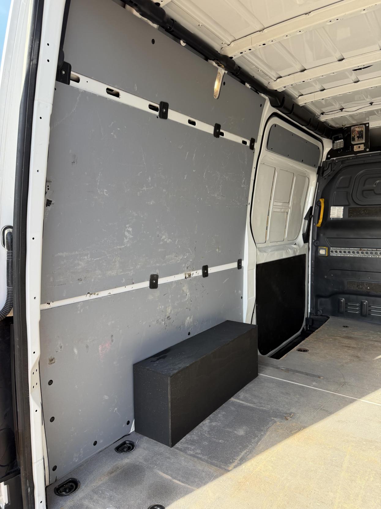 2020 Mercedes-Benz Sprinter 2.1 316 CDI Panel Van 5dr Diesel Manual RWD L2 H2 Euro 6 (163 ps) - Thumbnail 35