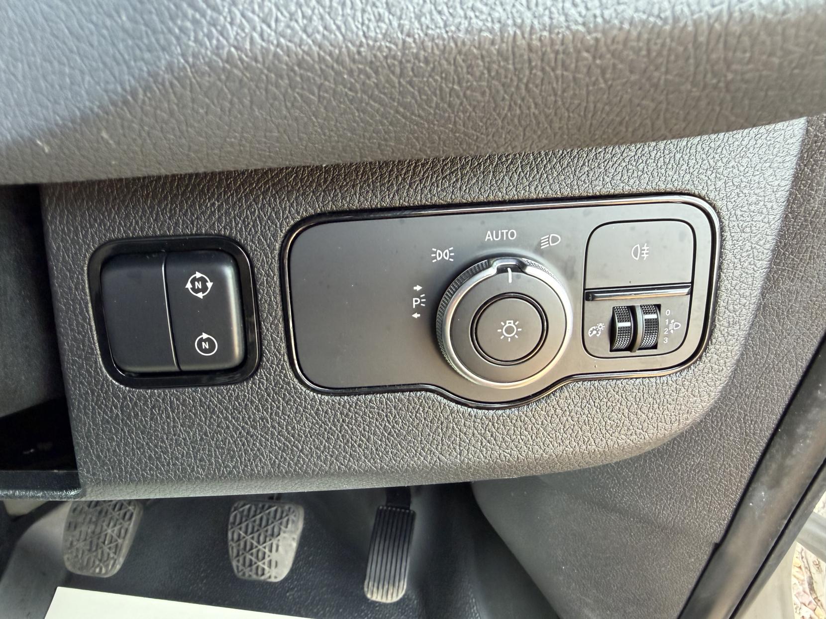 2020 Mercedes-Benz Sprinter 2.1 316 CDI Panel Van 5dr Diesel Manual RWD L2 H2 Euro 6 (163 ps) - Thumbnail 40