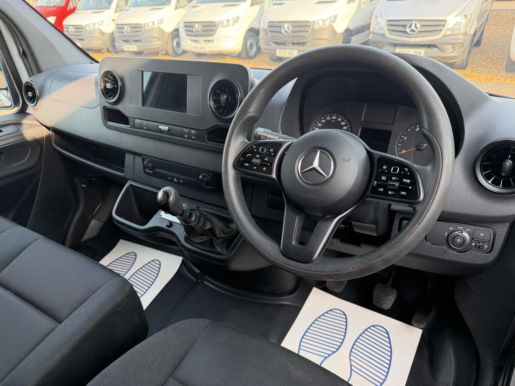 2020 Mercedes-Benz Sprinter 2.1 316 CDI Panel Van 5dr Diesel Manual RWD L2 H2 Euro 6 (163 ps) - Thumbnail 2