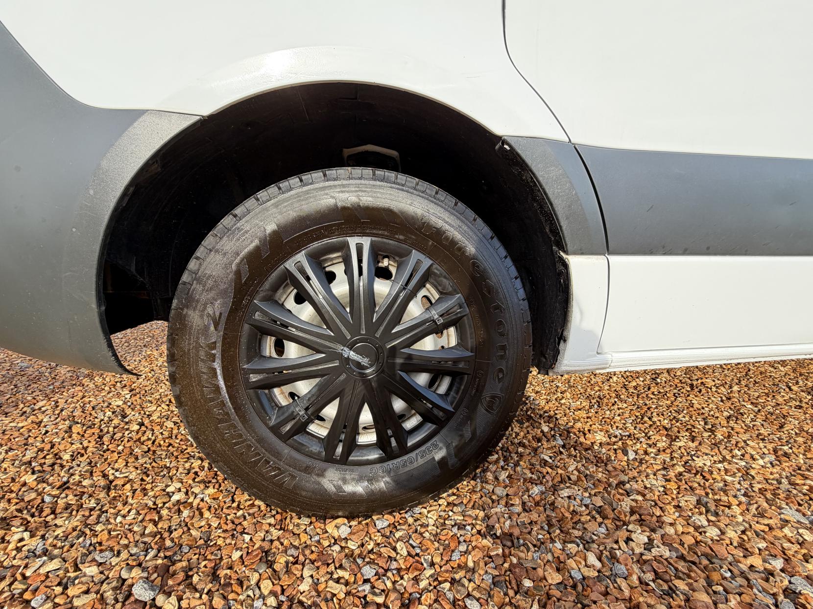 Mercedes-Benz Sprinter 2.1 316 CDI Panel Van 5dr Diesel G-Tronic+ RWD L2 H2 Euro 6 (s/s) (163 ps)