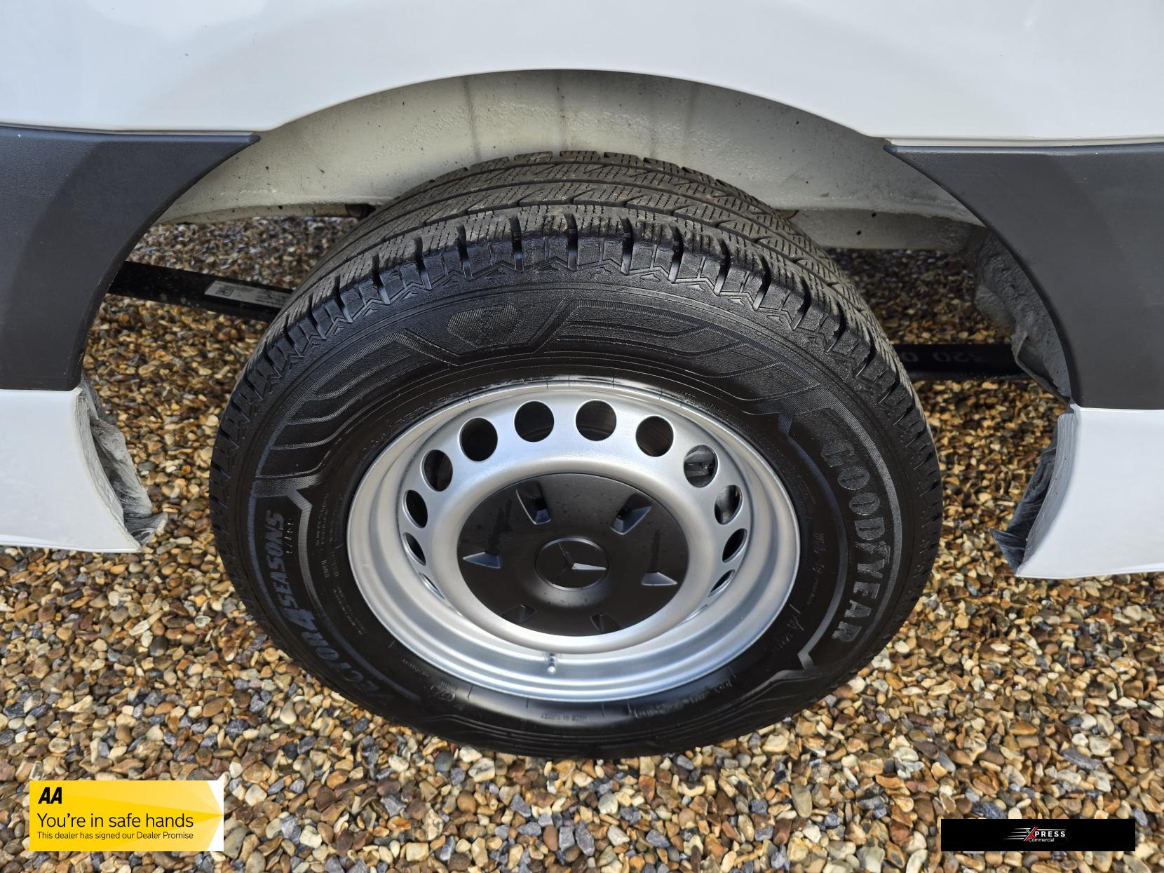 Mercedes-Benz Sprinter Sprinter 2.1 311 CDI Panel Van 5dr Diesel Manual RWD L3 H2 Euro 6 (114 ps)