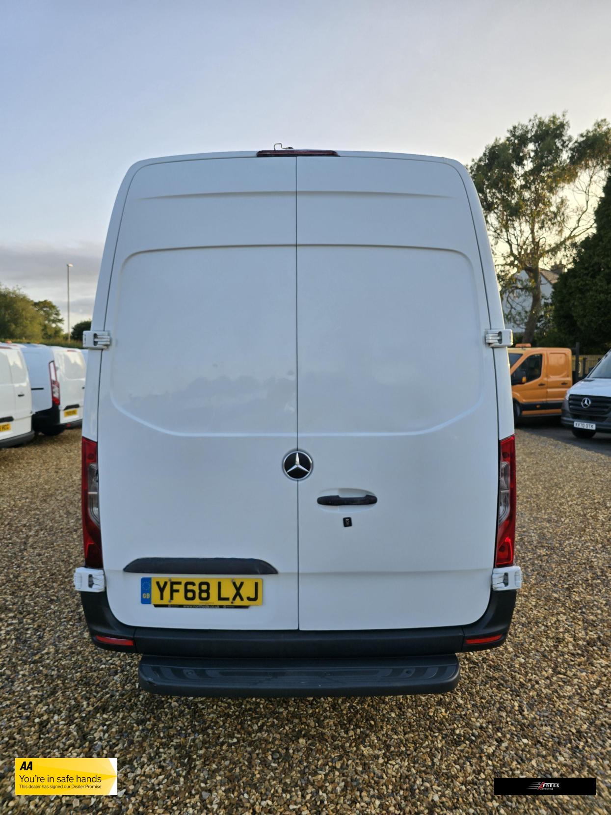 Mercedes-Benz Sprinter Sprinter 2.1 311 CDI Panel Van 5dr Diesel Manual RWD L3 H2 Euro 6 (114 ps)