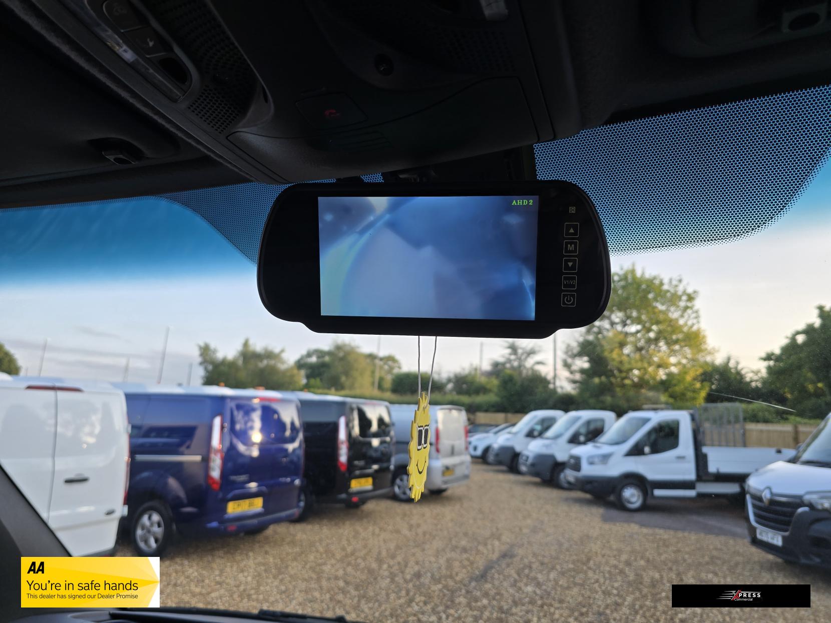 Mercedes-Benz Sprinter Sprinter 2.1 311 CDI Panel Van 5dr Diesel Manual RWD L3 H2 Euro 6 (114 ps)