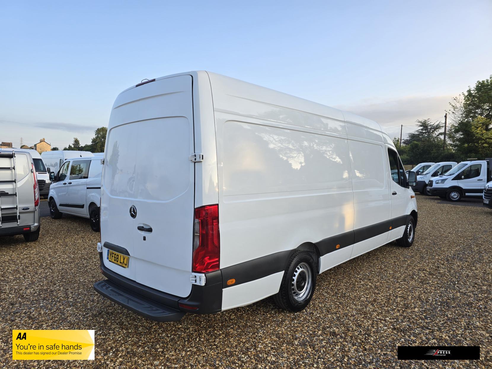 Mercedes-Benz Sprinter Sprinter 2.1 311 CDI Panel Van 5dr Diesel Manual RWD L3 H2 Euro 6 (114 ps)