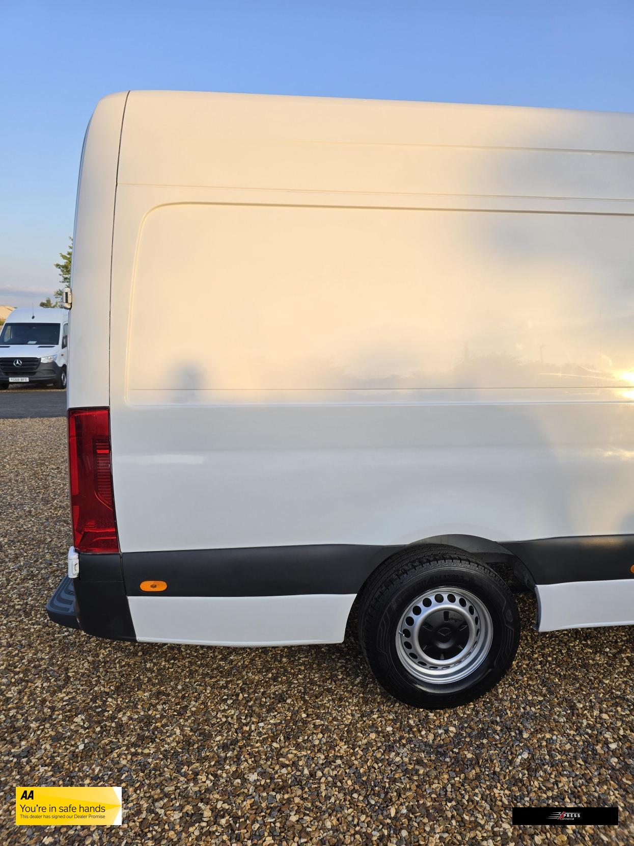 Mercedes-Benz Sprinter Sprinter 2.1 311 CDI Panel Van 5dr Diesel Manual RWD L3 H2 Euro 6 (114 ps)