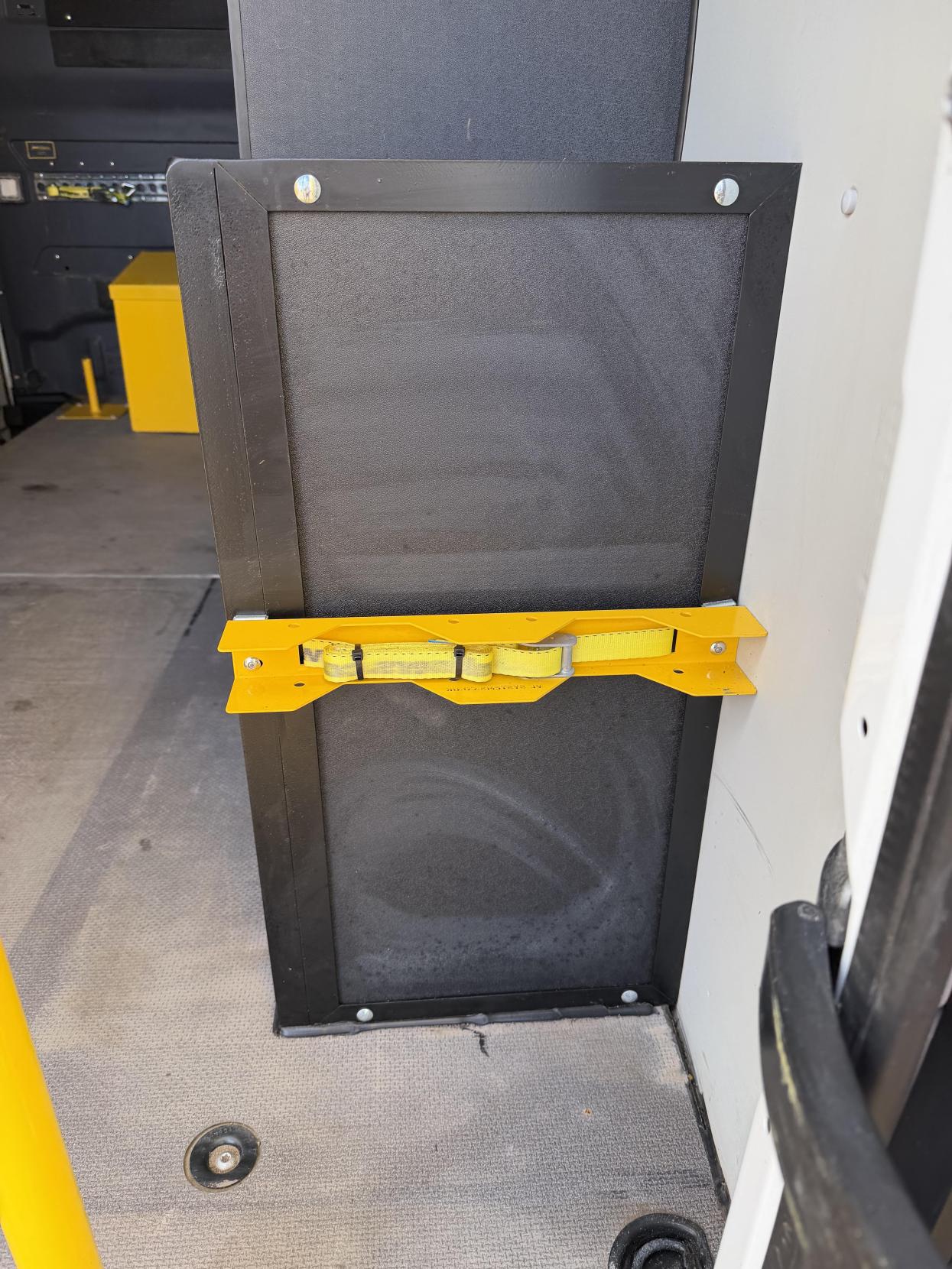 Mercedes-Benz Sprinter 2.1 316 CDI Panel Van 5dr Diesel Manual RWD L2 H2 Euro 6 (163 ps)