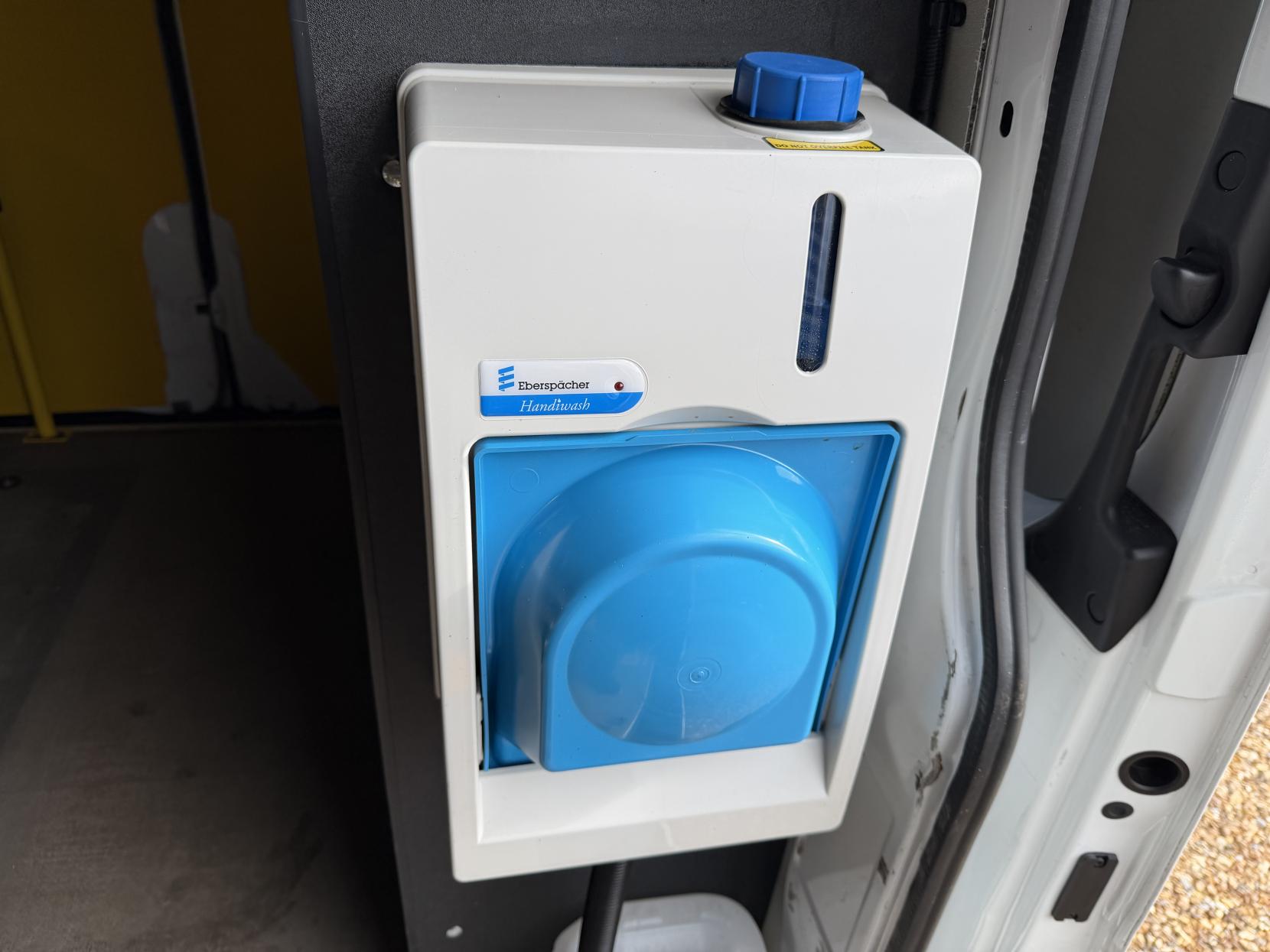 Mercedes-Benz Sprinter 2.1 316 CDI Panel Van 5dr Diesel Manual RWD L2 H2 Euro 6 (163 ps)