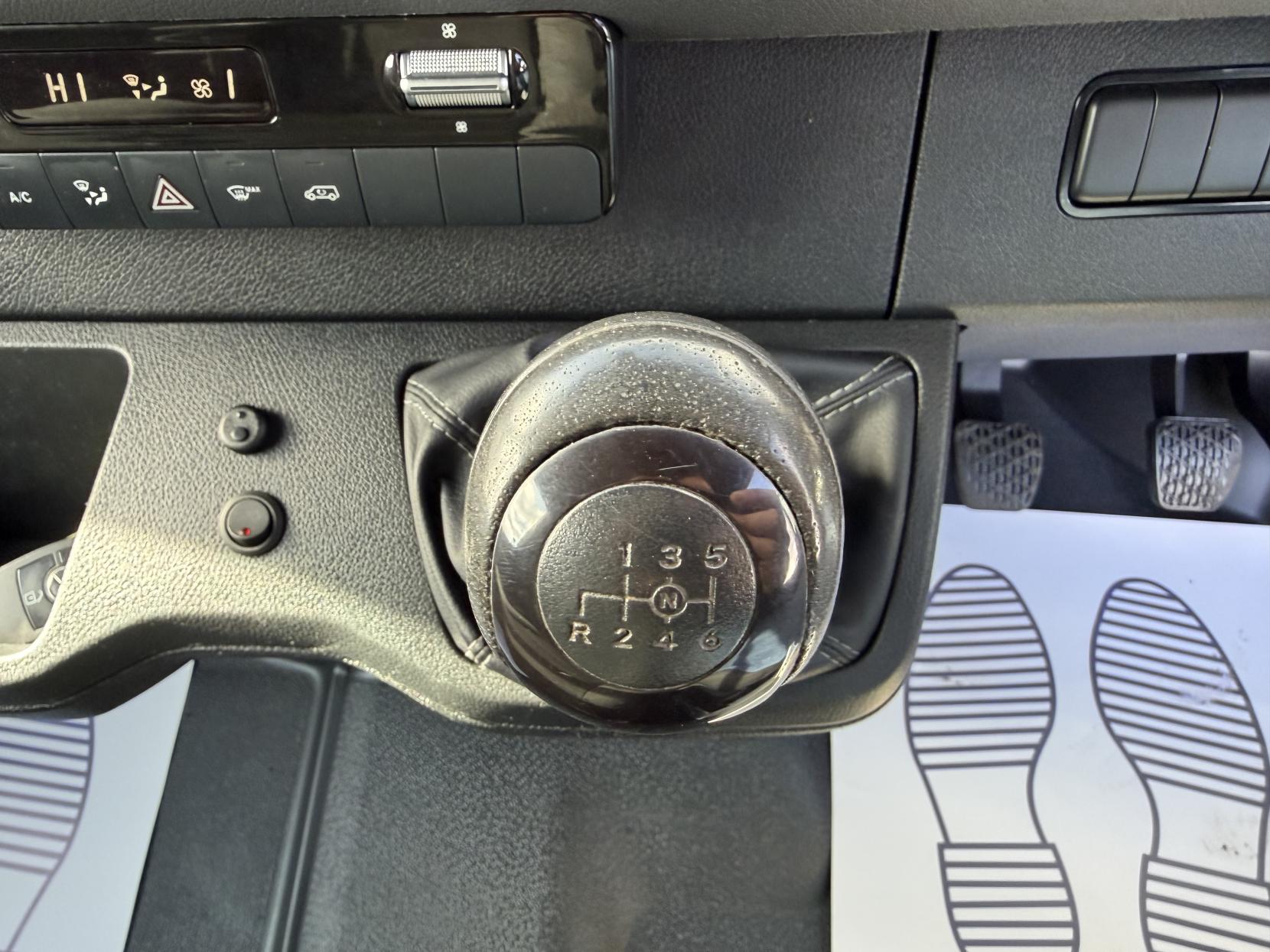 Mercedes-Benz Sprinter 2.1 316 CDI Panel Van 5dr Diesel Manual RWD L2 H2 Euro 6 (163 ps)