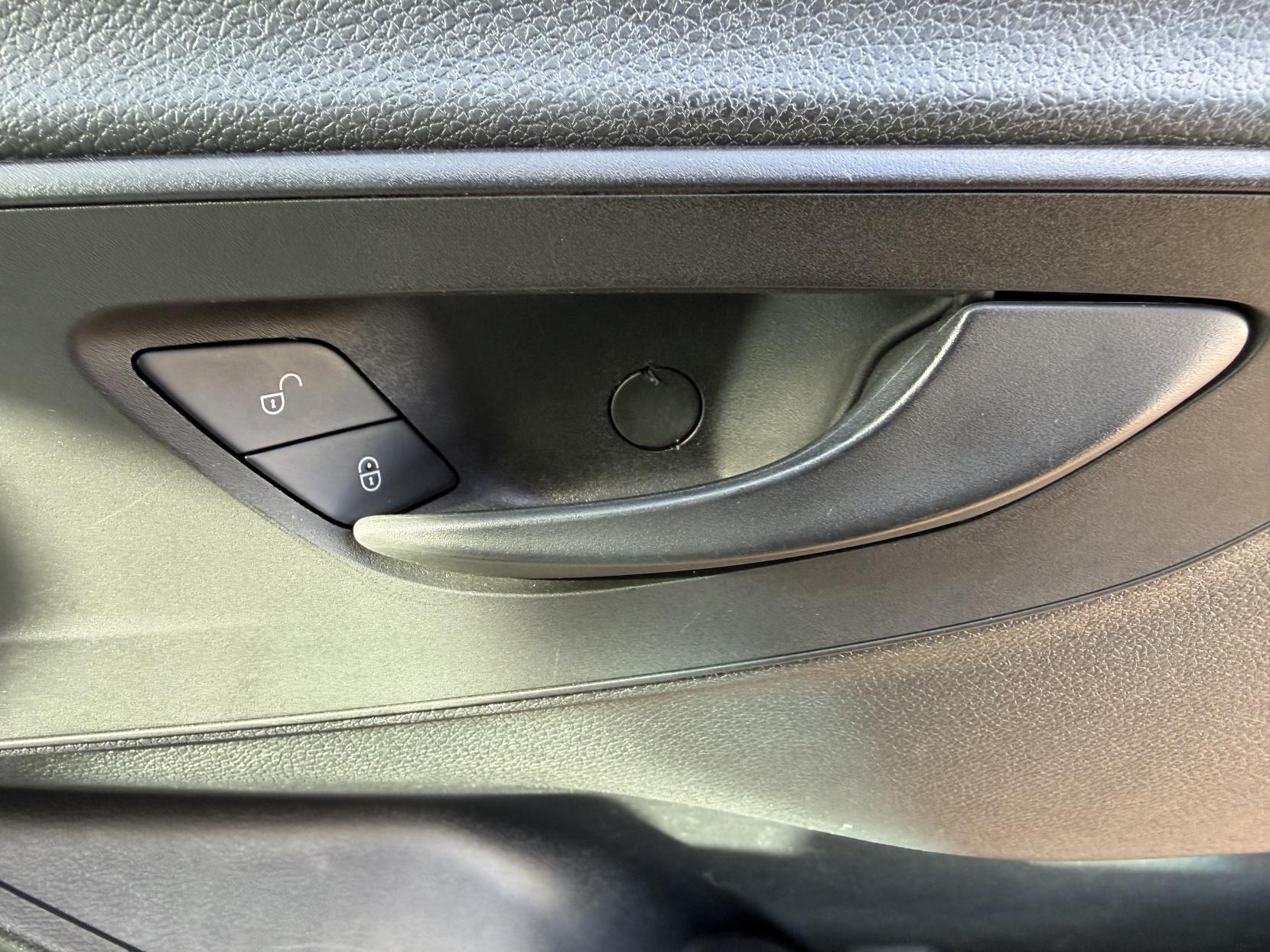 Mercedes-Benz Sprinter 2.1 316 CDI Panel Van 5dr Diesel Manual RWD L2 H2 Euro 6 (163 ps)