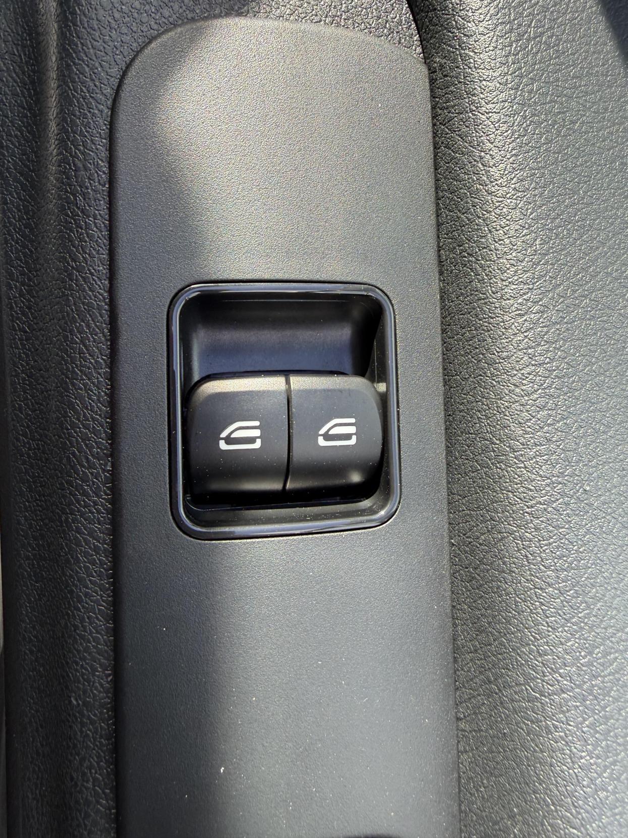 Mercedes-Benz Sprinter 2.1 316 CDI Panel Van 5dr Diesel Manual RWD L2 H2 Euro 6 (163 ps)