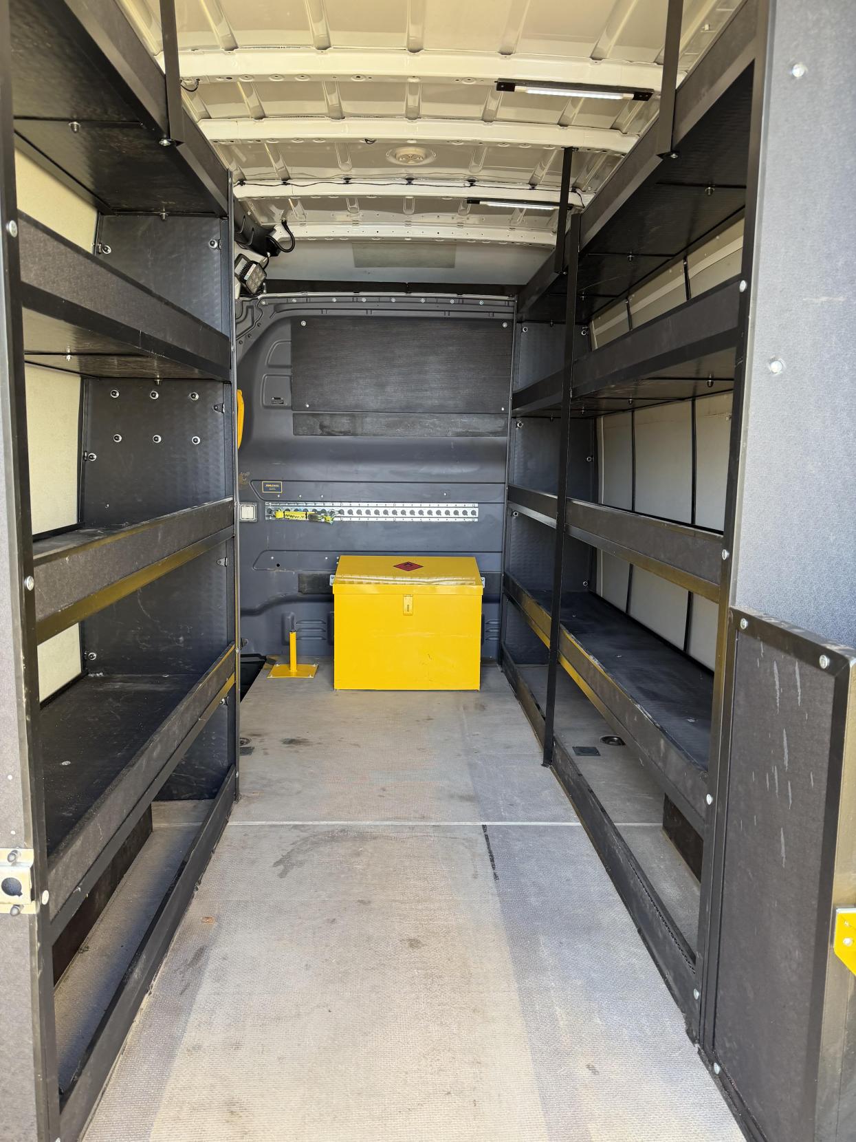 Mercedes-Benz Sprinter 2.1 316 CDI Panel Van 5dr Diesel Manual RWD L2 H2 Euro 6 (163 ps)