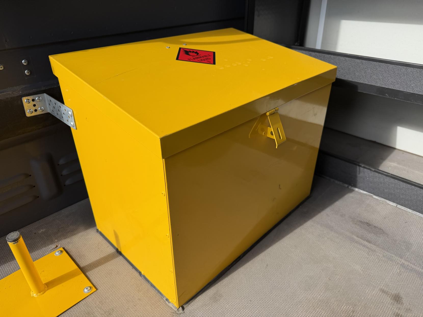 Mercedes-Benz Sprinter 2.1 316 CDI Panel Van 5dr Diesel Manual RWD L2 H2 Euro 6 (163 ps)