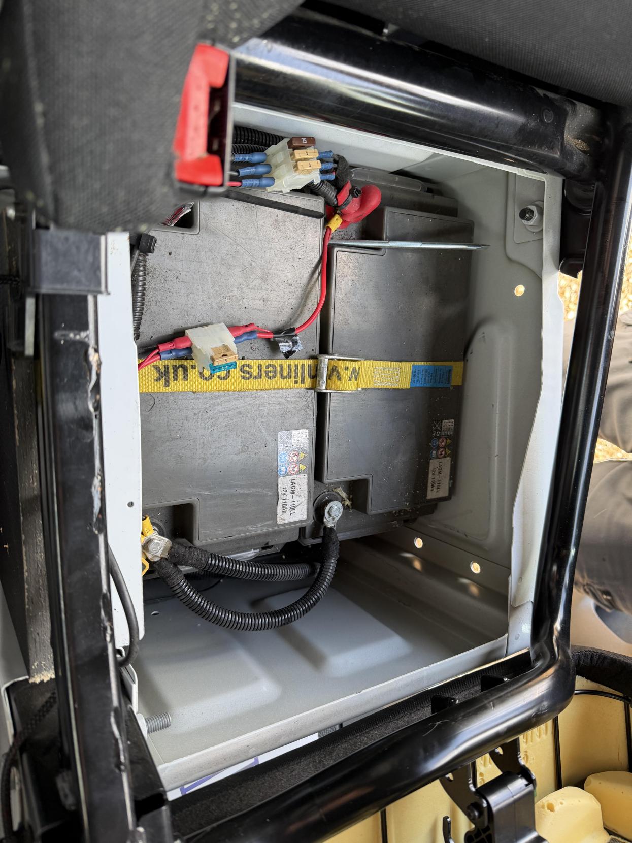 Mercedes-Benz Sprinter 2.1 316 CDI Panel Van 5dr Diesel Manual RWD L2 H2 Euro 6 (163 ps)