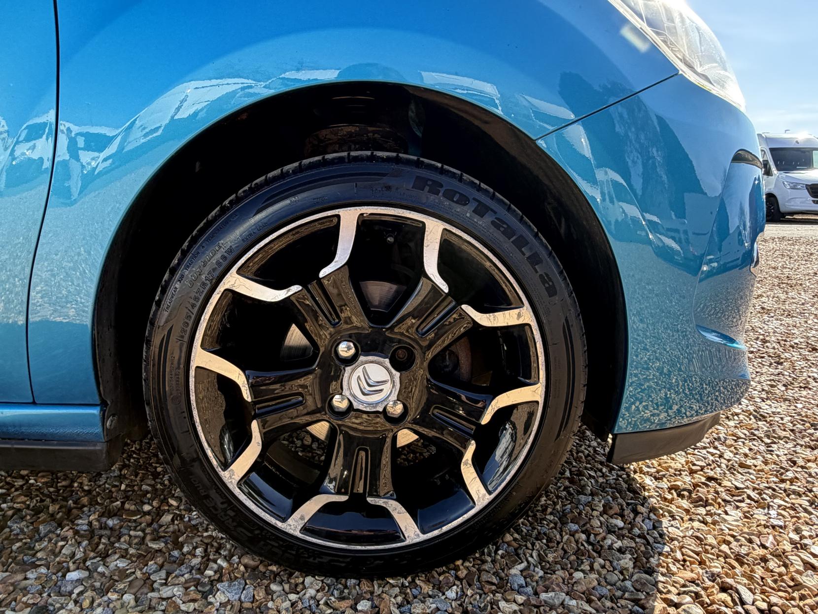 Citroen DS3 1.6 VTi DStyle Plus Hatchback 3dr Petrol Manual Euro 5 (120 ps)