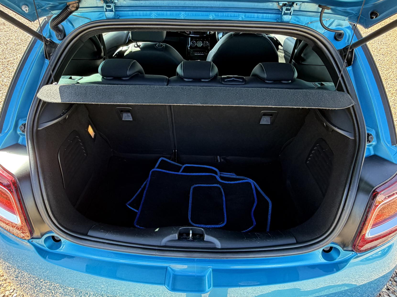 Citroen DS3 1.6 VTi DStyle Plus Hatchback 3dr Petrol Manual Euro 5 (120 ps)