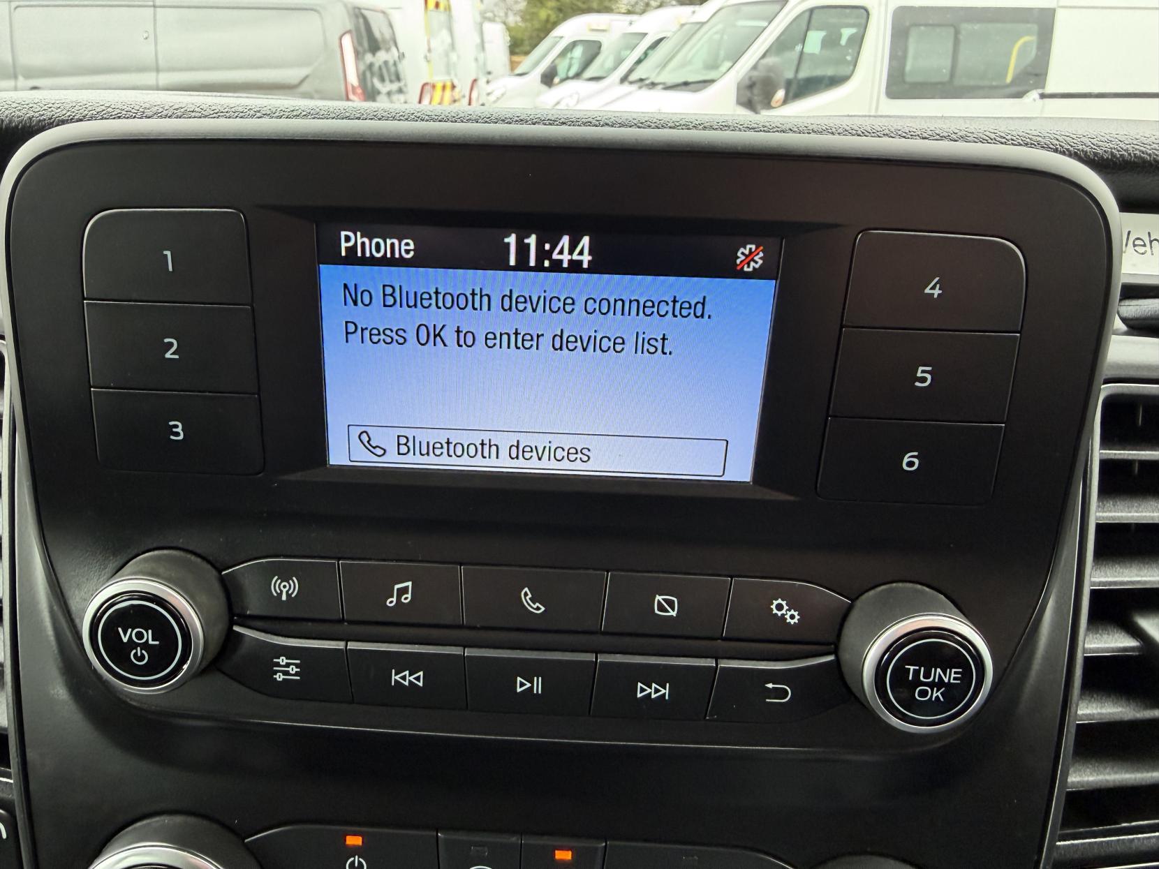 Ford Transit Custom 2.0 280 EcoBlue Leader Crew Van Double Cab 5dr Diesel Manual L1 H1 Euro 6 (s/s) (105 ps)