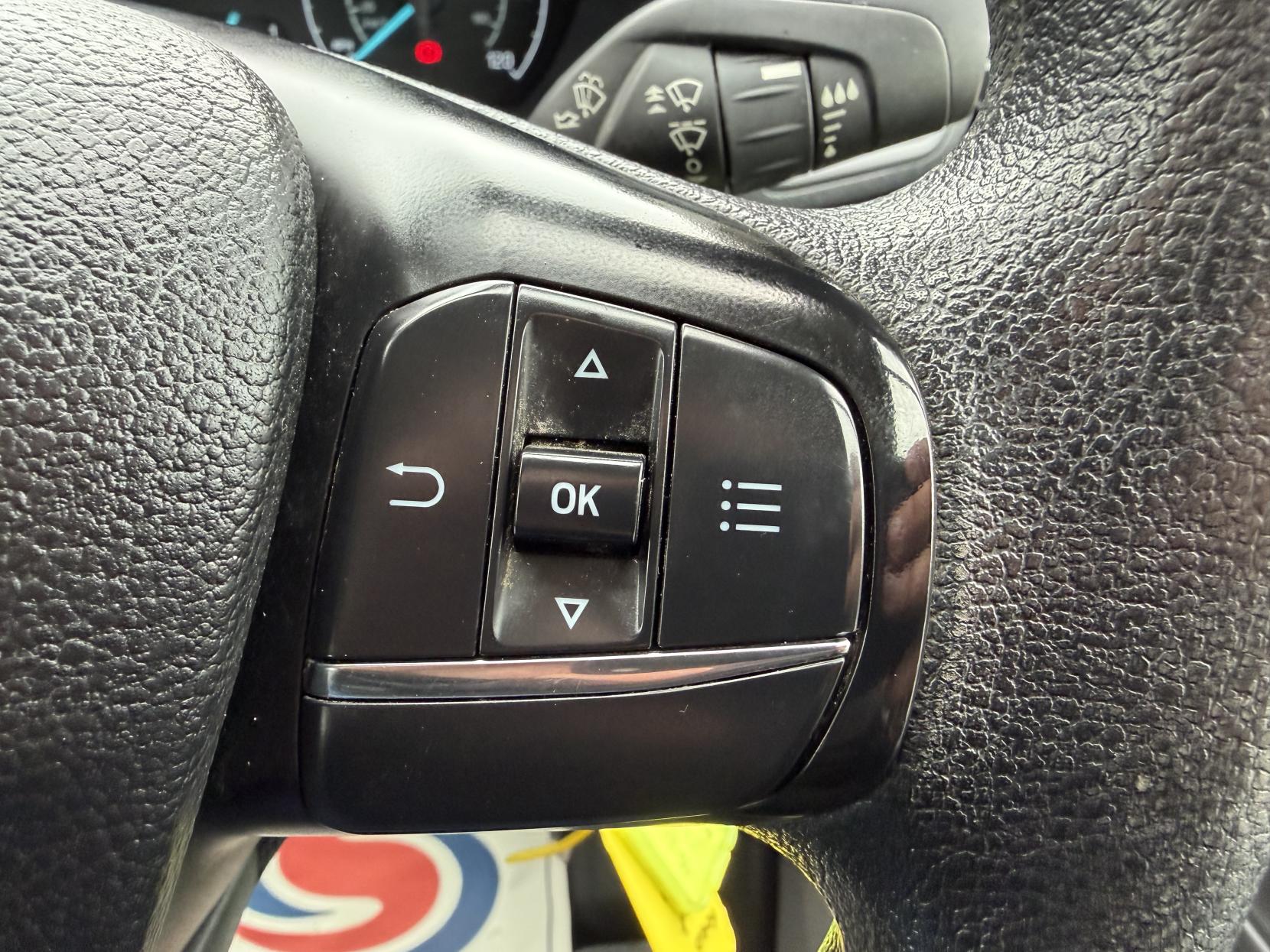 Ford Transit Custom 2.0 280 EcoBlue Leader Crew Van Double Cab 5dr Diesel Manual L1 H1 Euro 6 (s/s) (105 ps)