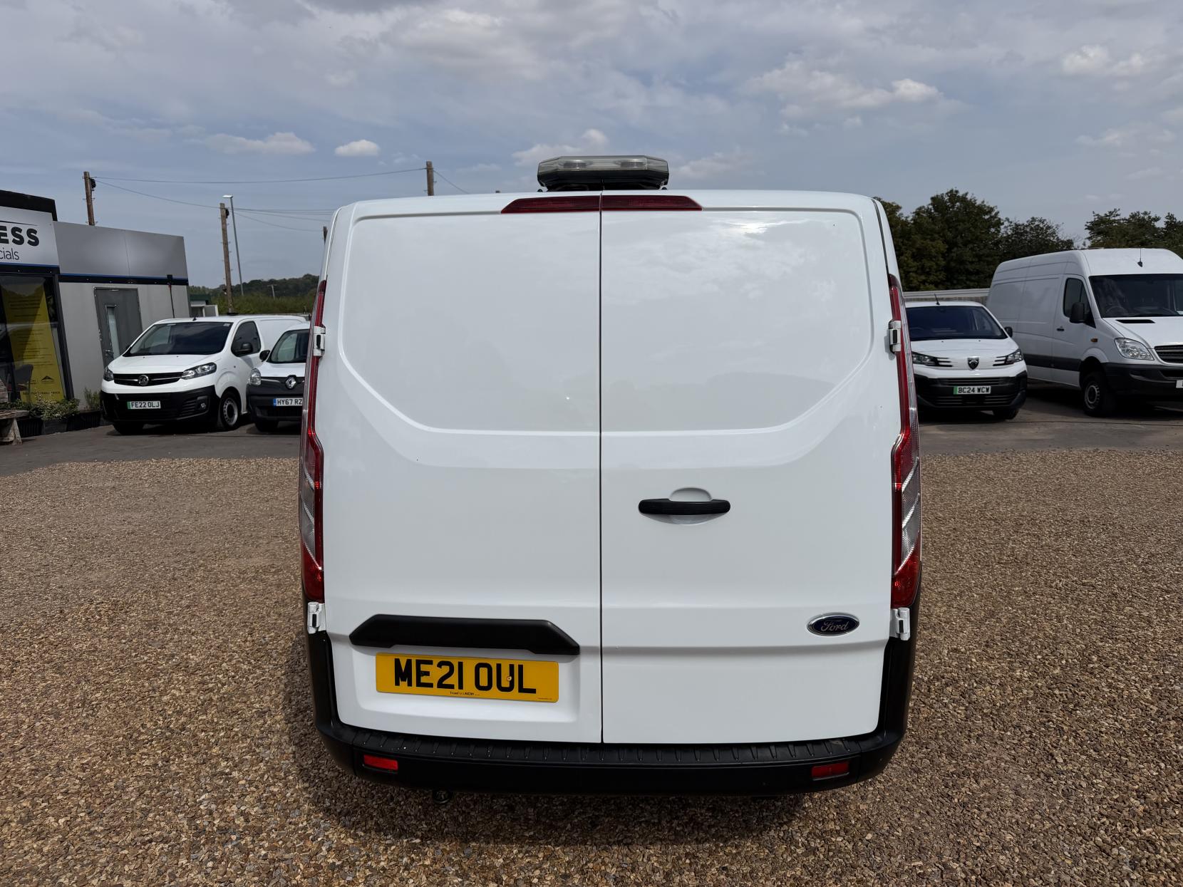 2021 Ford Transit Custom 2.0 280 EcoBlue Leader Crew Van Double Cab 5dr Diesel Manual L1 H1 Euro 6 (s/s) (105 ps) - Thumbnail 12