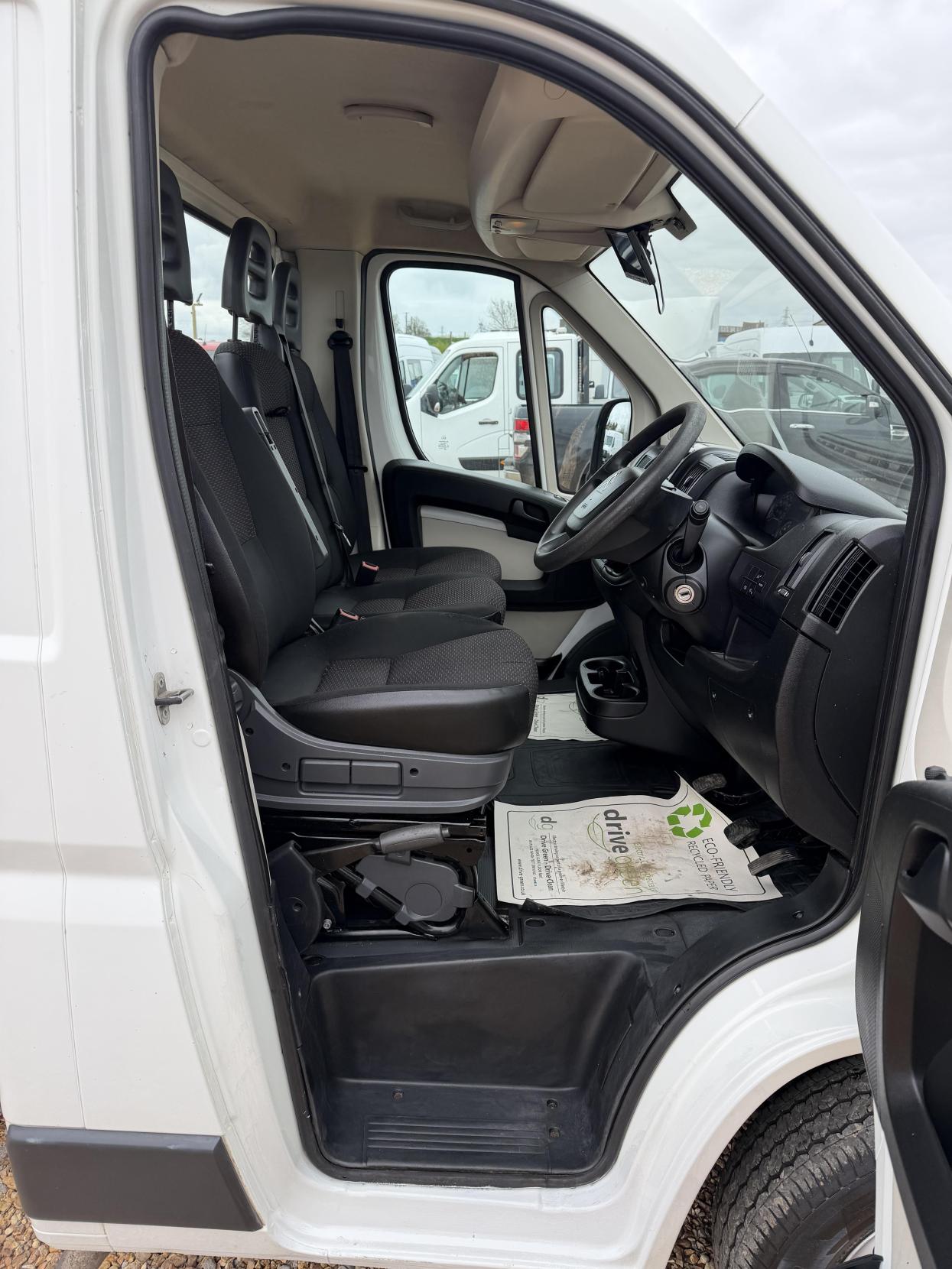 Citroen Relay 2.2 HDi 35 Chassis Cab 2dr Diesel Manual L2 Euro 5 (130 ps)