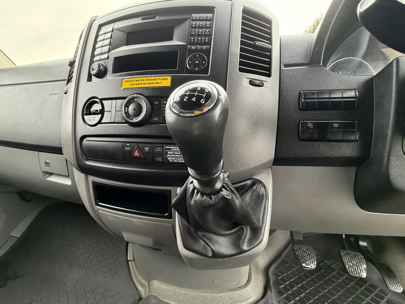 Mercedes-Benz Sprinter 2.1 313 CDi BlueEFFICIENCY Panel Van 4dr Diesel Manual RWD L1 H3 (211 g/km, 129 bhp)