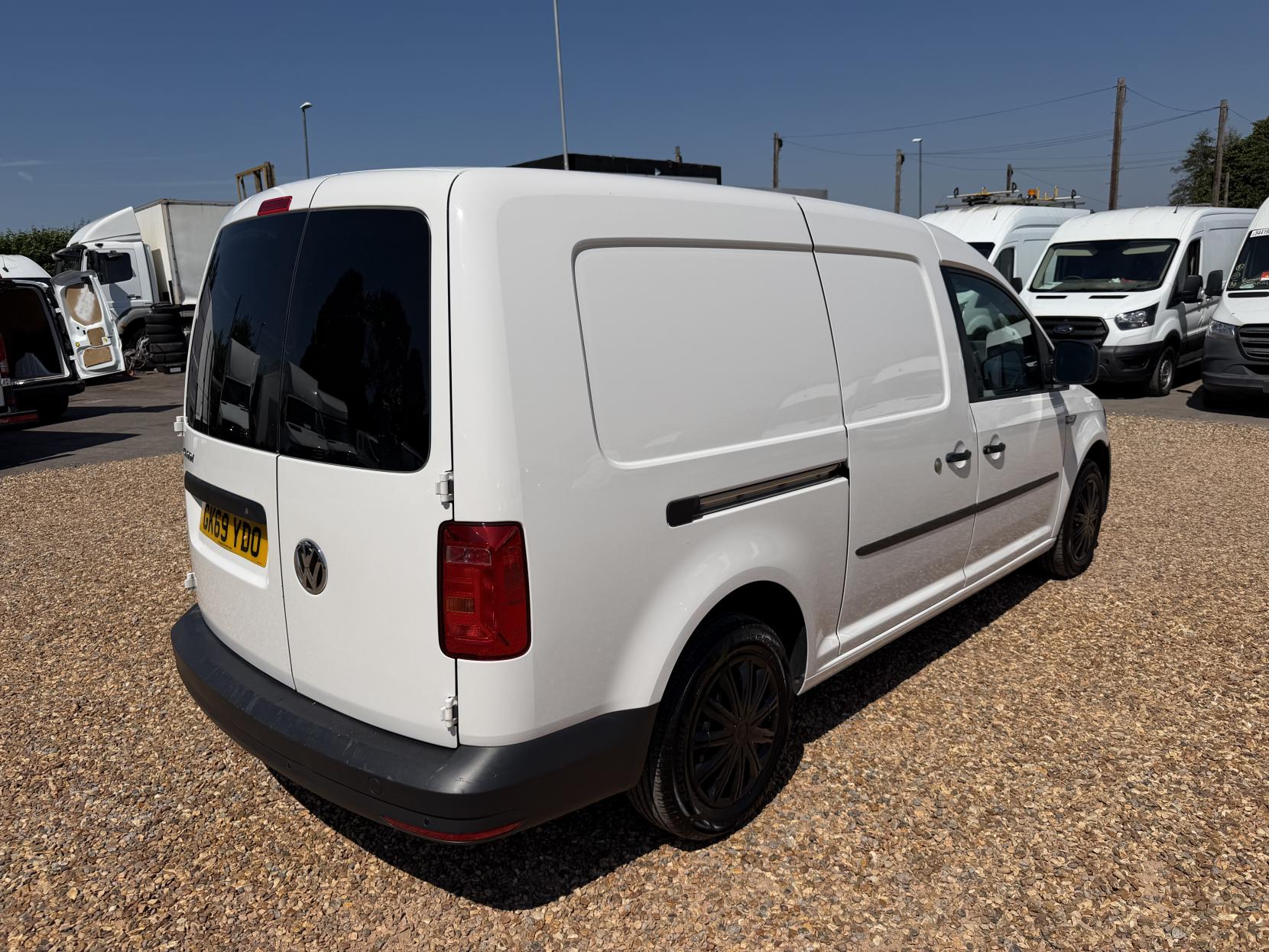 2019 Volkswagen Caddy Maxi 2.0 TDI C20 Startline Panel Van 6dr Diesel Manual LWB Euro 6 (s/s) (102 ps) - Thumbnail 11
