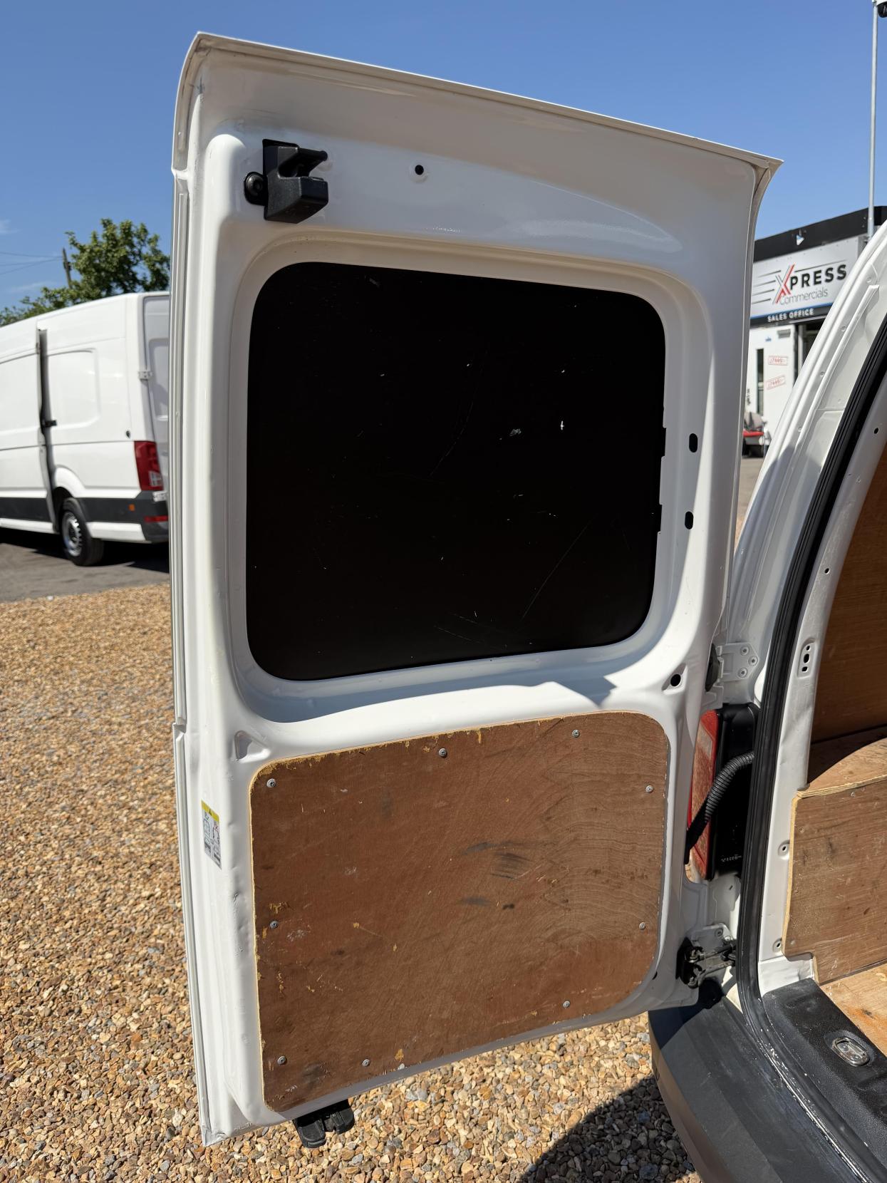 2019 Volkswagen Caddy Maxi 2.0 TDI C20 Startline Panel Van 6dr Diesel Manual LWB Euro 6 (s/s) (102 ps) - Thumbnail 27