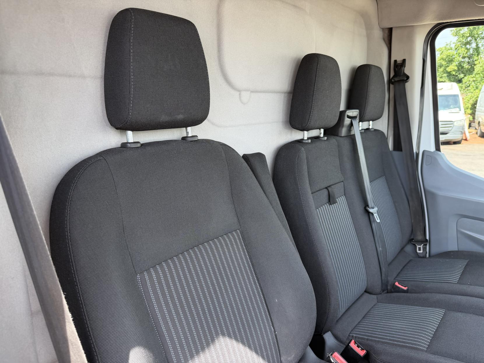 2015 Ford Transit 2.2 TDCi 350 Trend Panel Van 5dr Diesel Manual RWD L3 H2 Euro 5 (125 ps) - Thumbnail 16