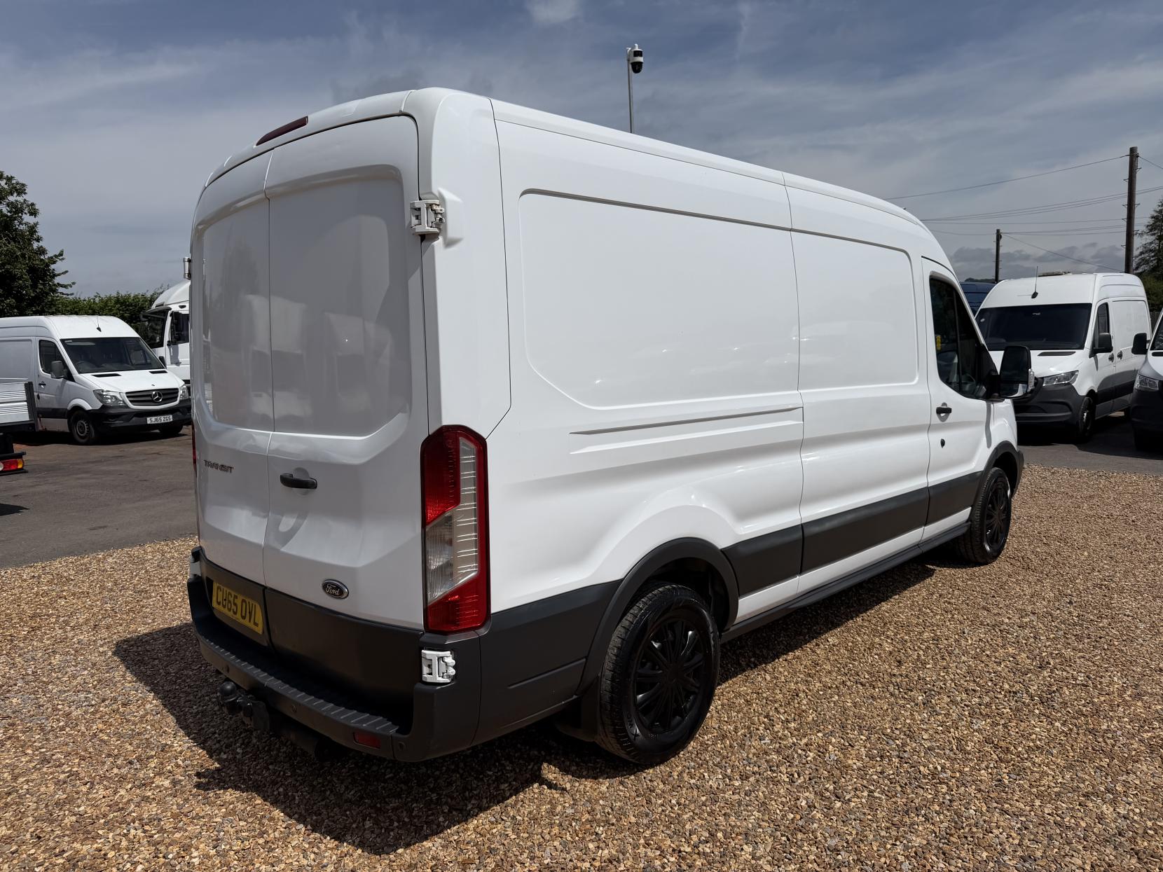 2015 Ford Transit 2.2 TDCi 350 Trend Panel Van 5dr Diesel Manual RWD L3 H2 Euro 5 (125 ps) - Thumbnail 11