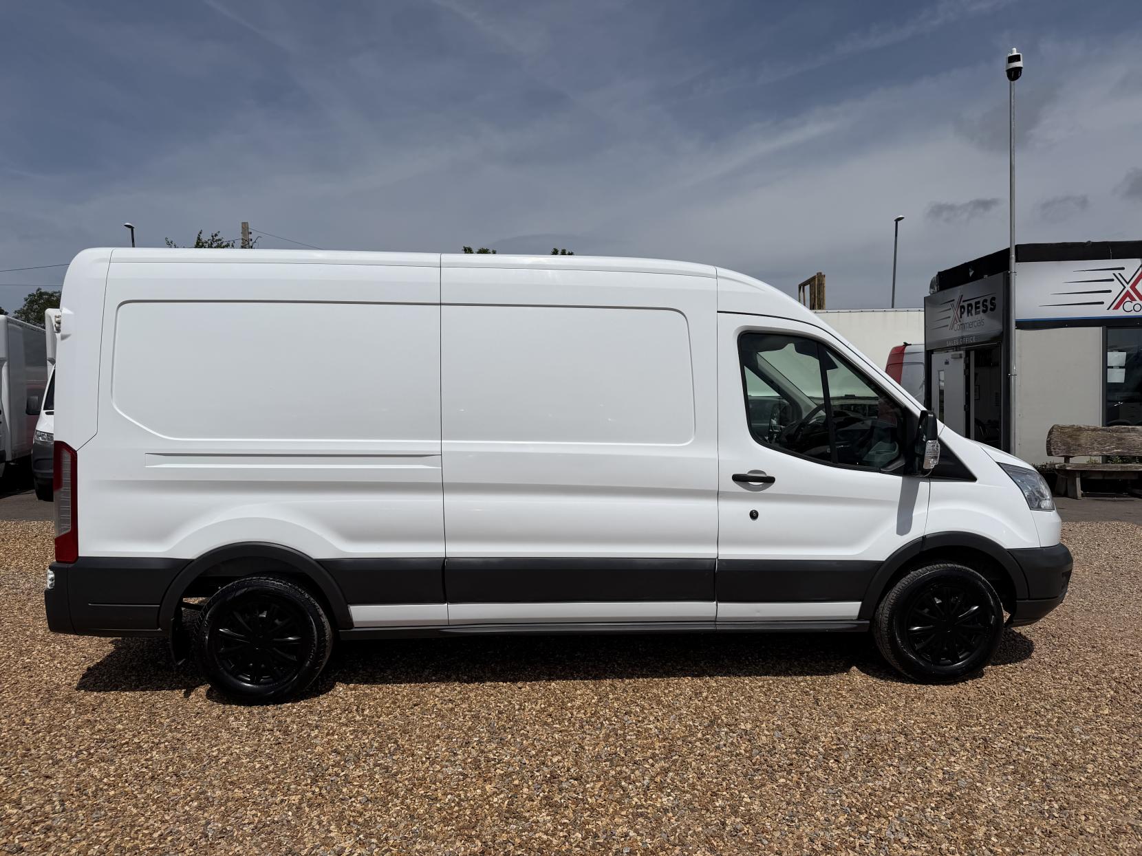 2015 Ford Transit 2.2 TDCi 350 Trend Panel Van 5dr Diesel Manual RWD L3 H2 Euro 5 (125 ps) - Thumbnail 12