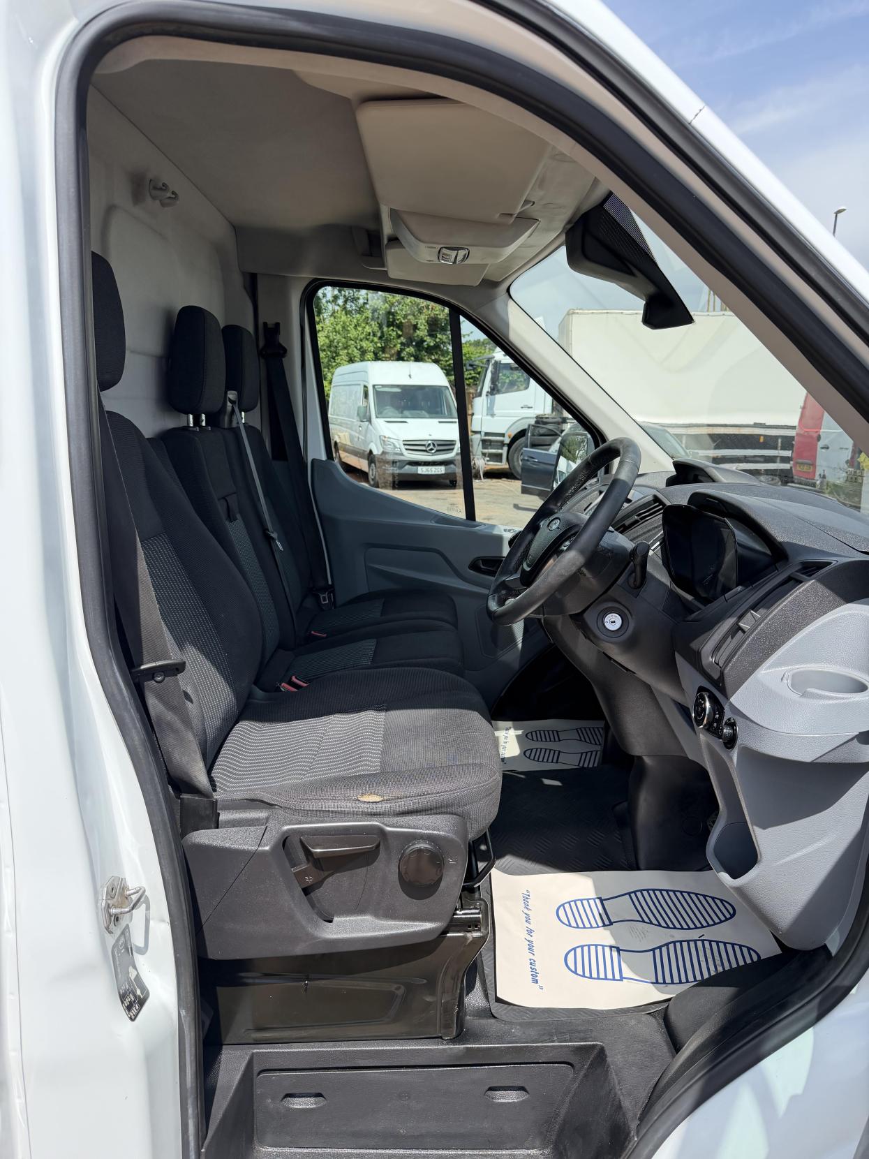 2015 Ford Transit 2.2 TDCi 350 Trend Panel Van 5dr Diesel Manual RWD L3 H2 Euro 5 (125 ps) - Thumbnail 17