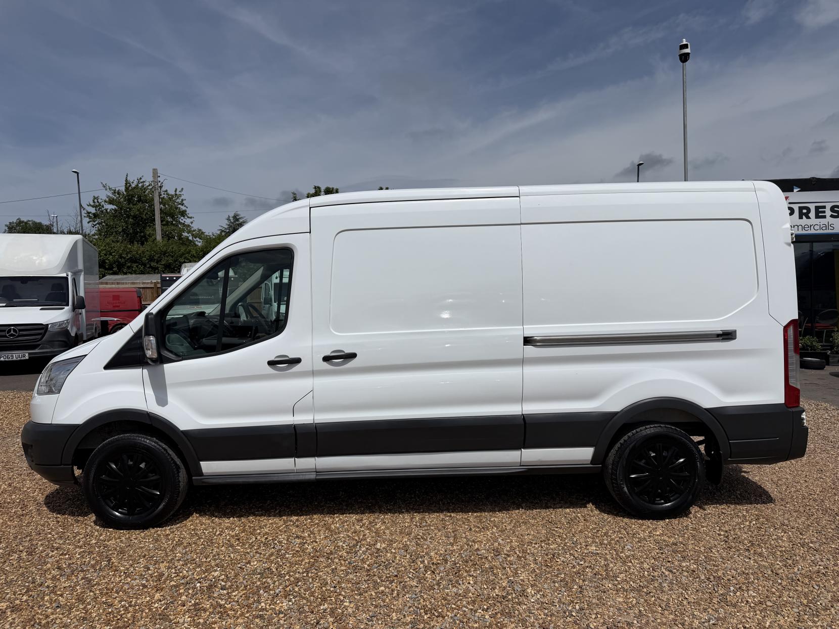 2015 Ford Transit 2.2 TDCi 350 Trend Panel Van 5dr Diesel Manual RWD L3 H2 Euro 5 (125 ps) - Thumbnail 8