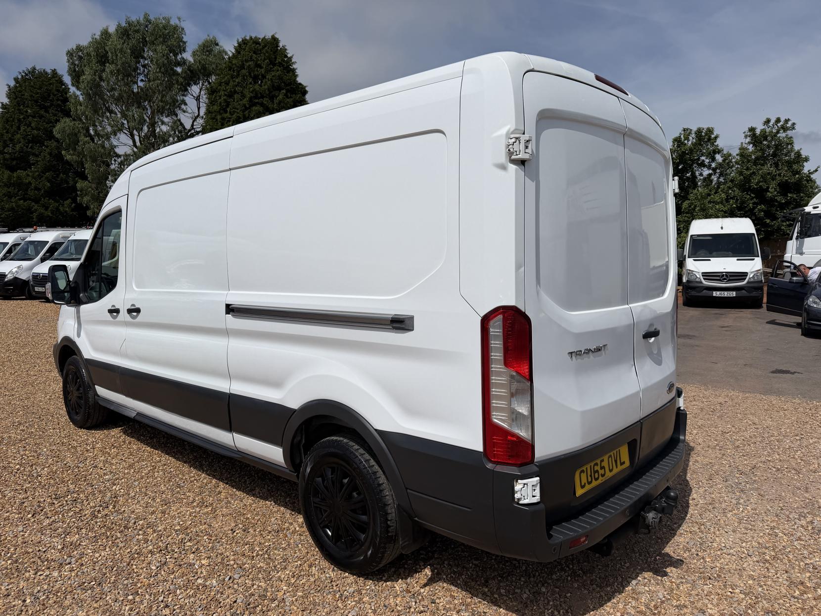 2015 Ford Transit 2.2 TDCi 350 Trend Panel Van 5dr Diesel Manual RWD L3 H2 Euro 5 (125 ps) - Thumbnail 9